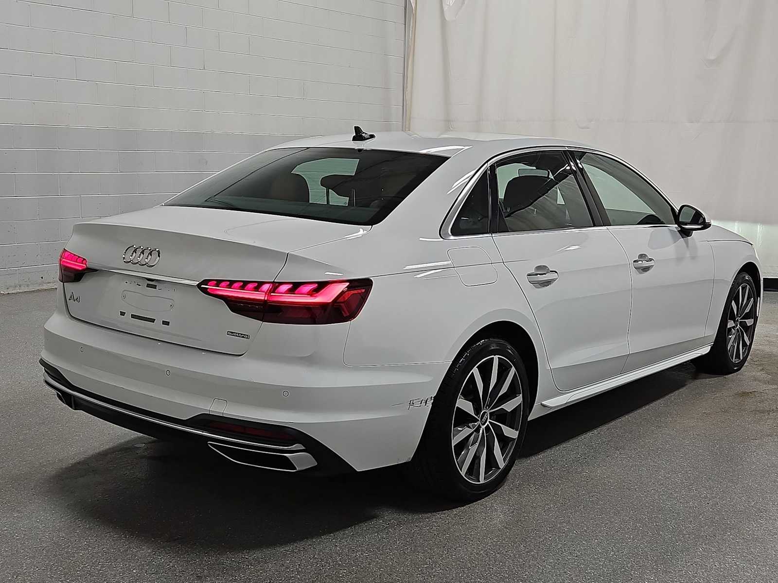 Thumbnail: 2023 Audi A4 - 9