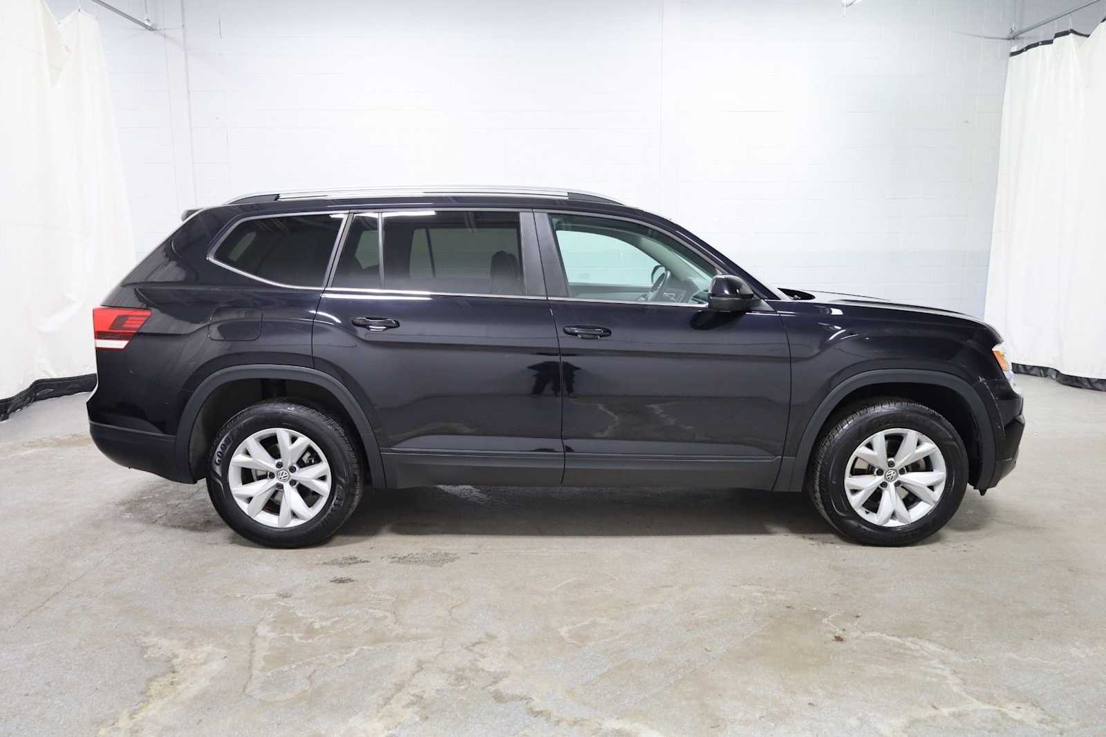 Thumbnail: 2019 Volkswagen Atlas - 10