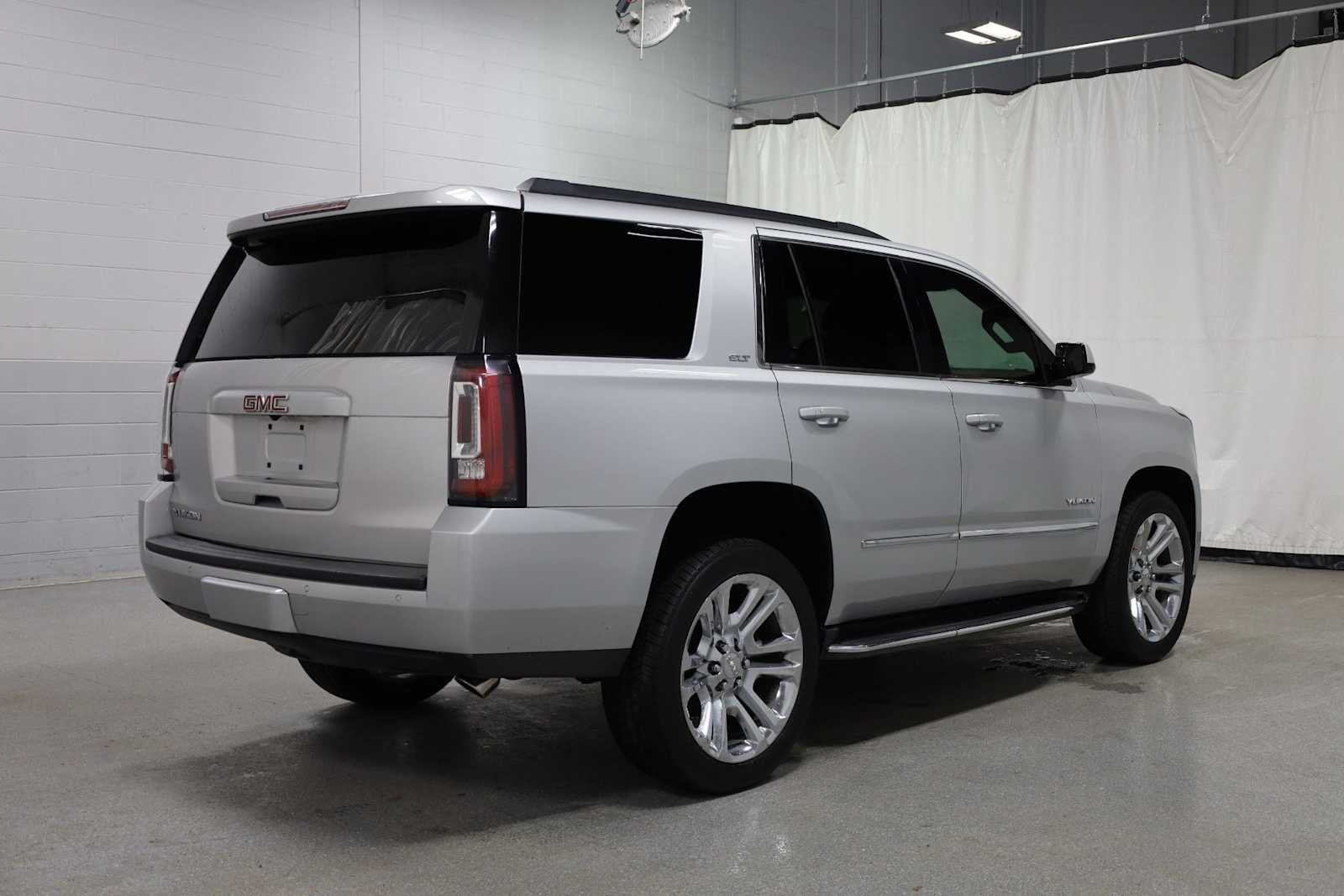 Thumbnail: 2017 GMC Yukon - 9