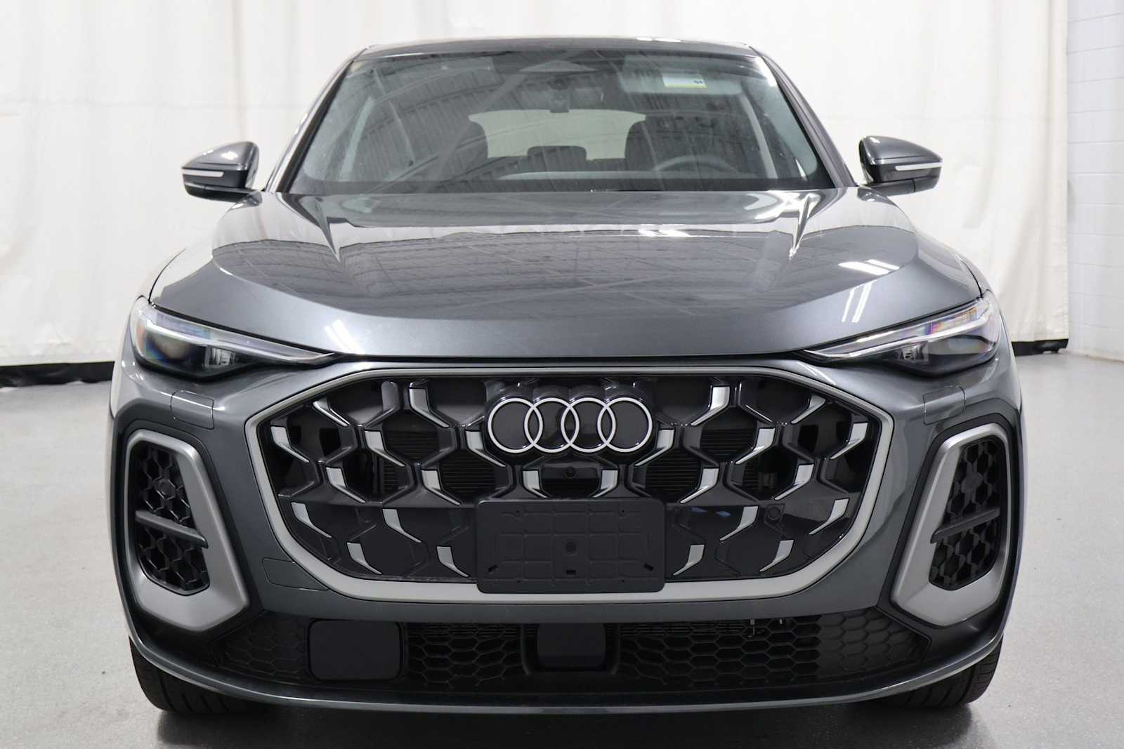 Thumbnail: 2026 Audi Q5 - 14