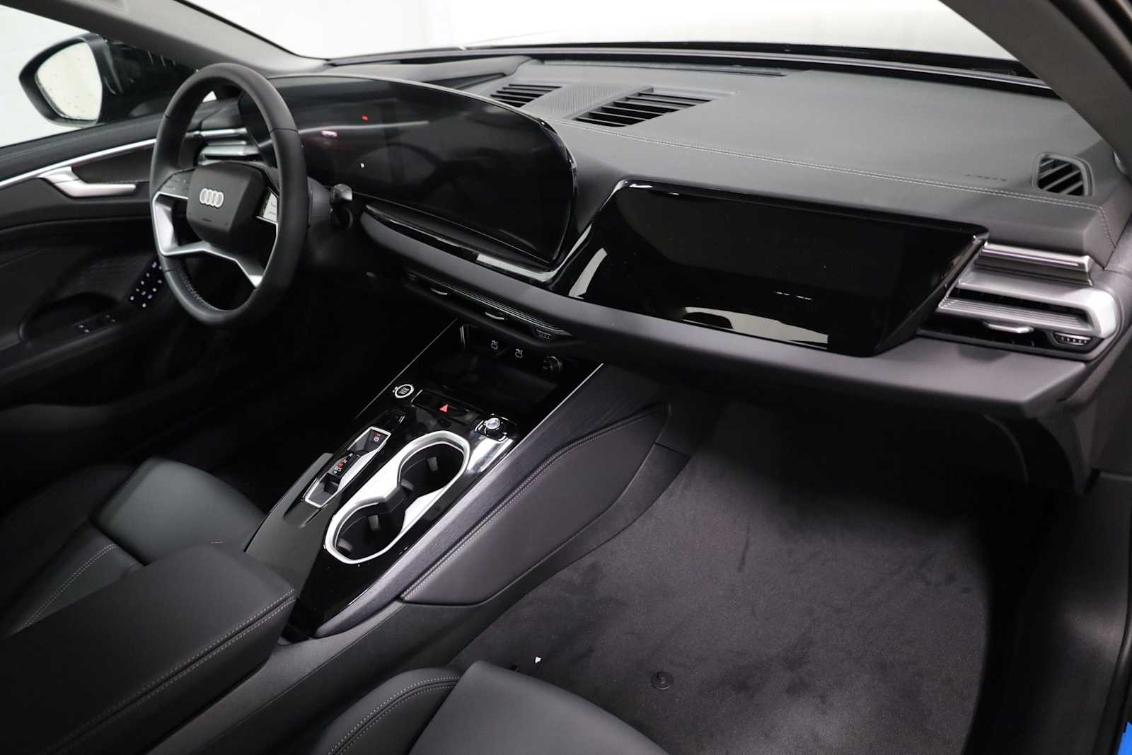 Thumbnail: 2026 Audi A6 - 6