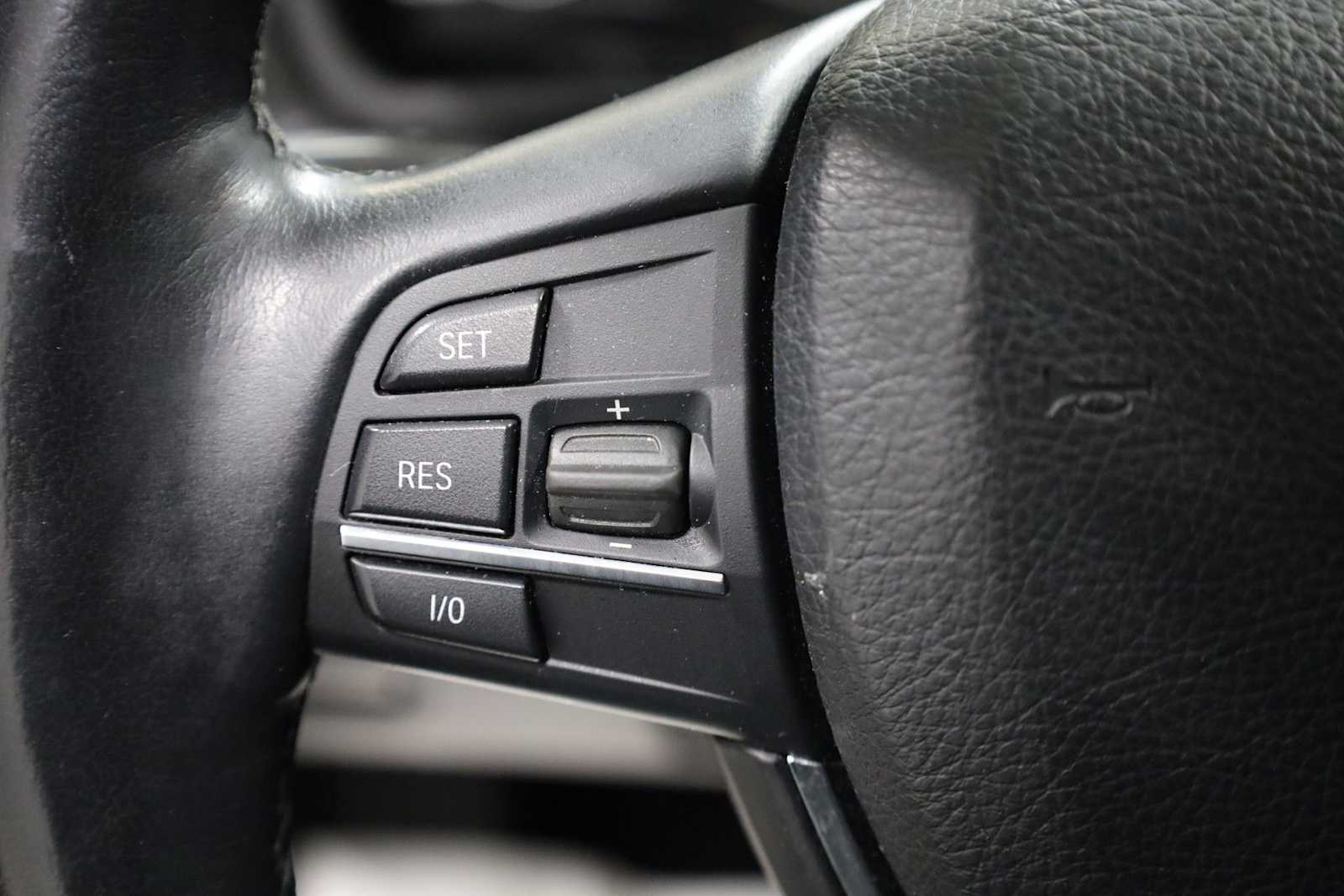 Thumbnail: 2011 BMW 5 Series - 24