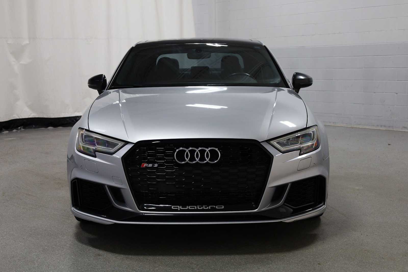 Thumbnail: 2018 Audi RS 3 - 15