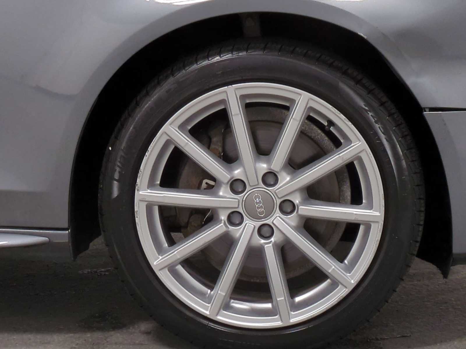 Thumbnail: 2014 Audi A4 - 12