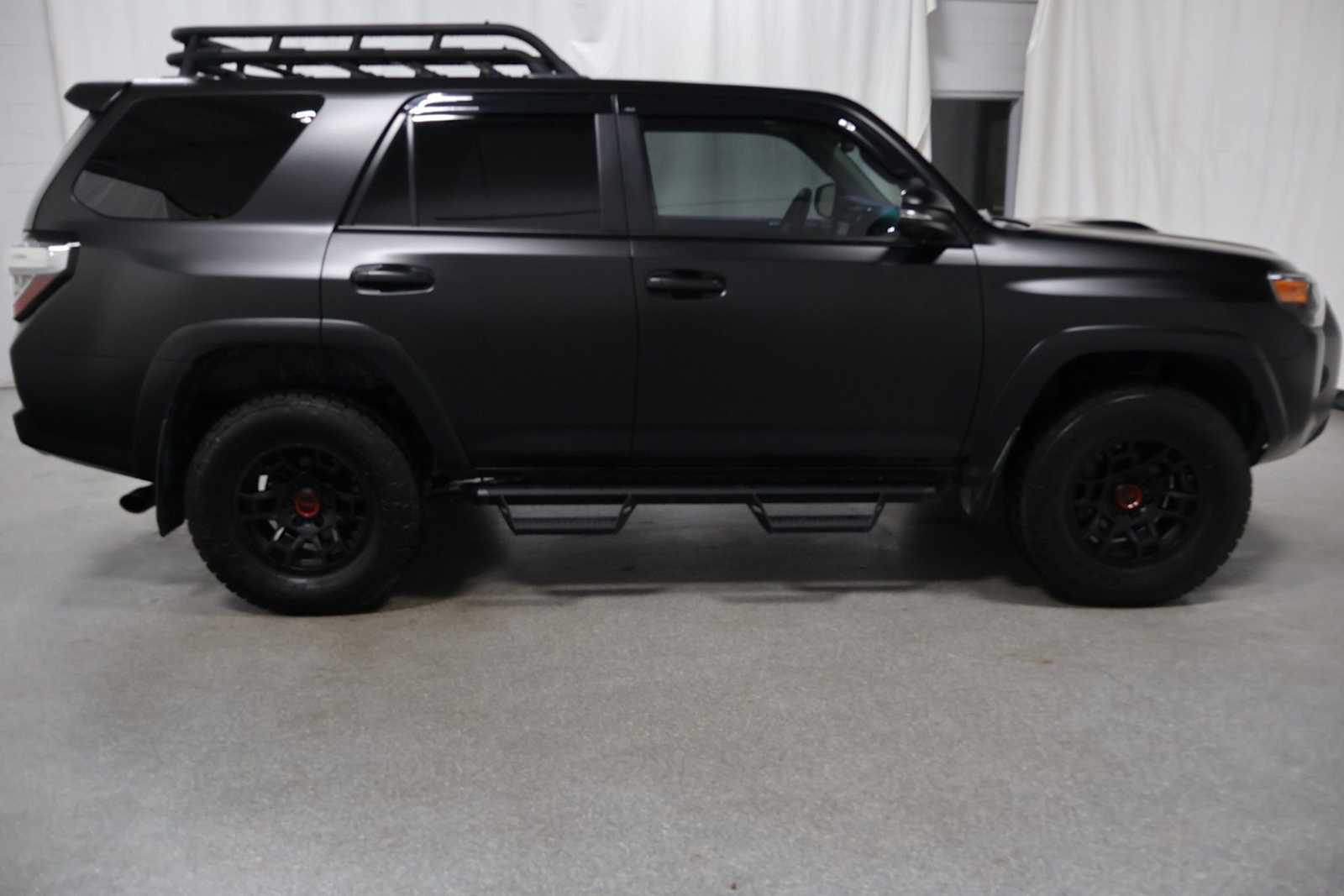 Thumbnail: 2023 Toyota 4Runner - 10