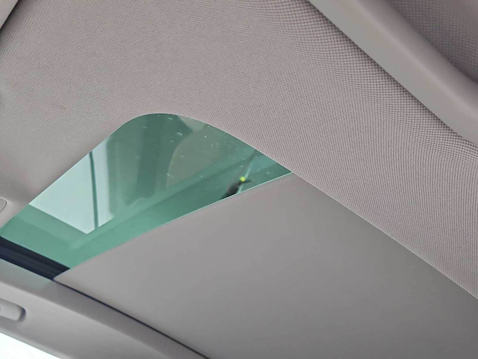 Thumbnail: 2023 Audi Q8 - 19