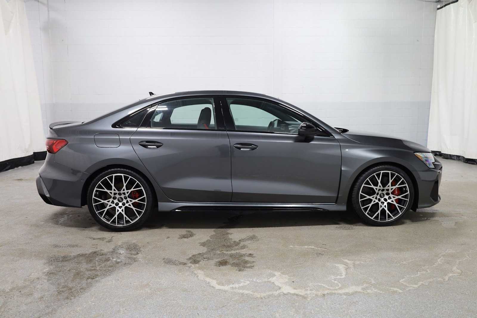 Thumbnail: 2026 Audi RS 3 - 10