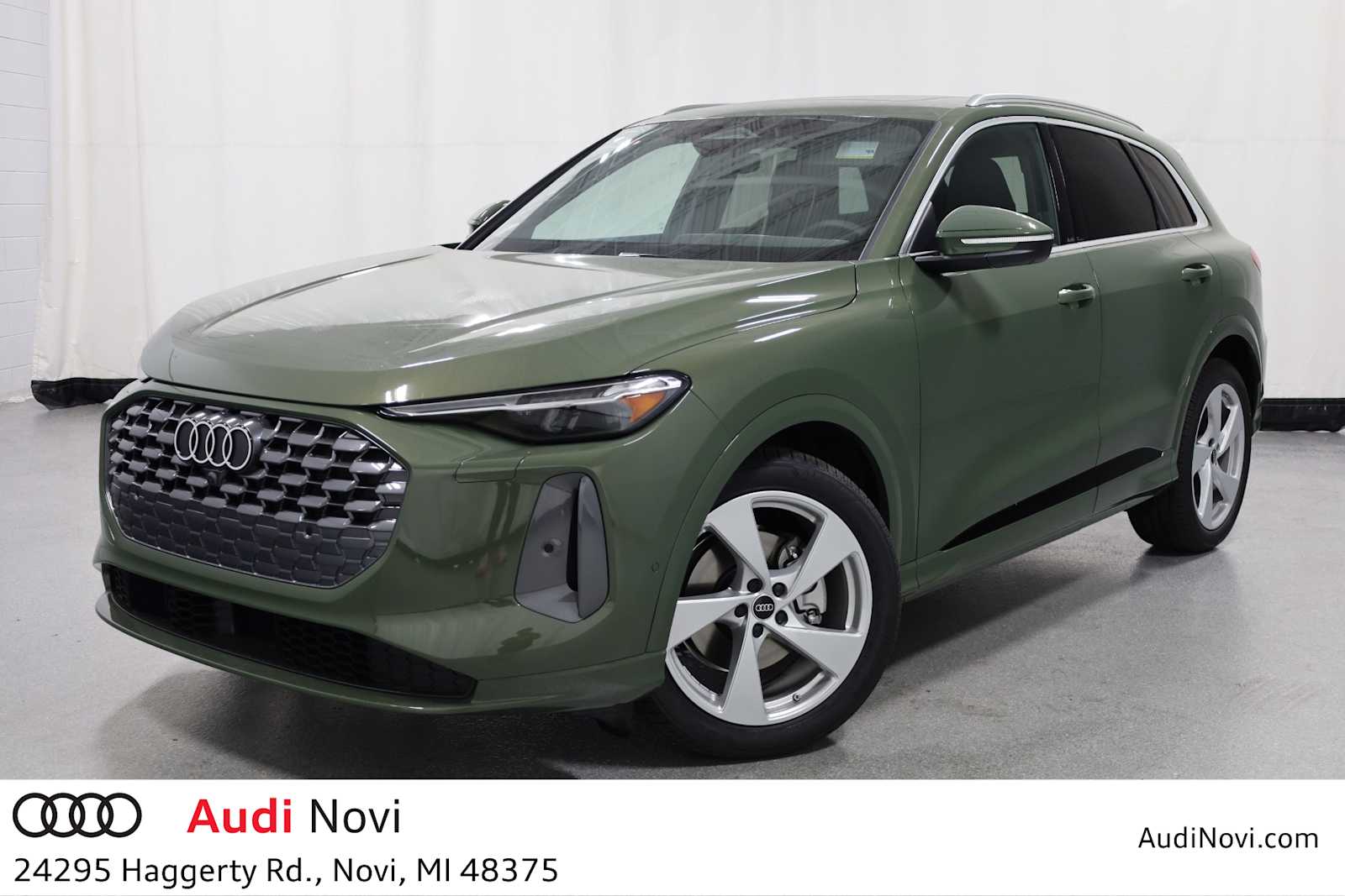 Thumbnail: 2025 Audi Q5 - 1