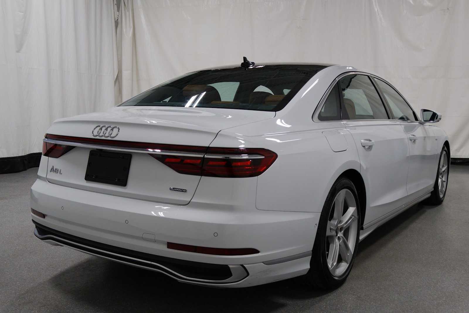 Thumbnail: 2025 Audi A8 - 9