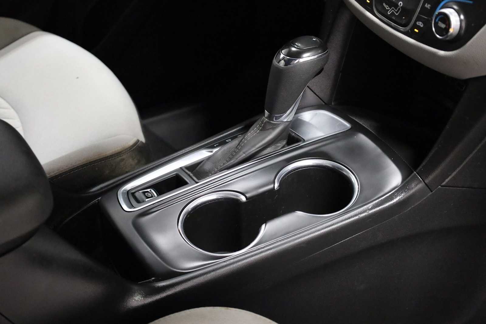 Thumbnail: 2020 Chevrolet Equinox - 18