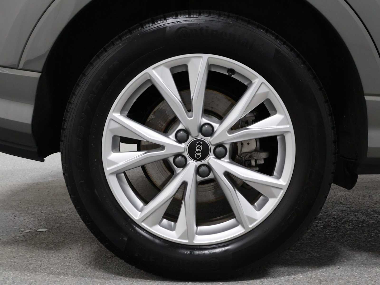 Thumbnail: 2023 Audi Q3 - 34