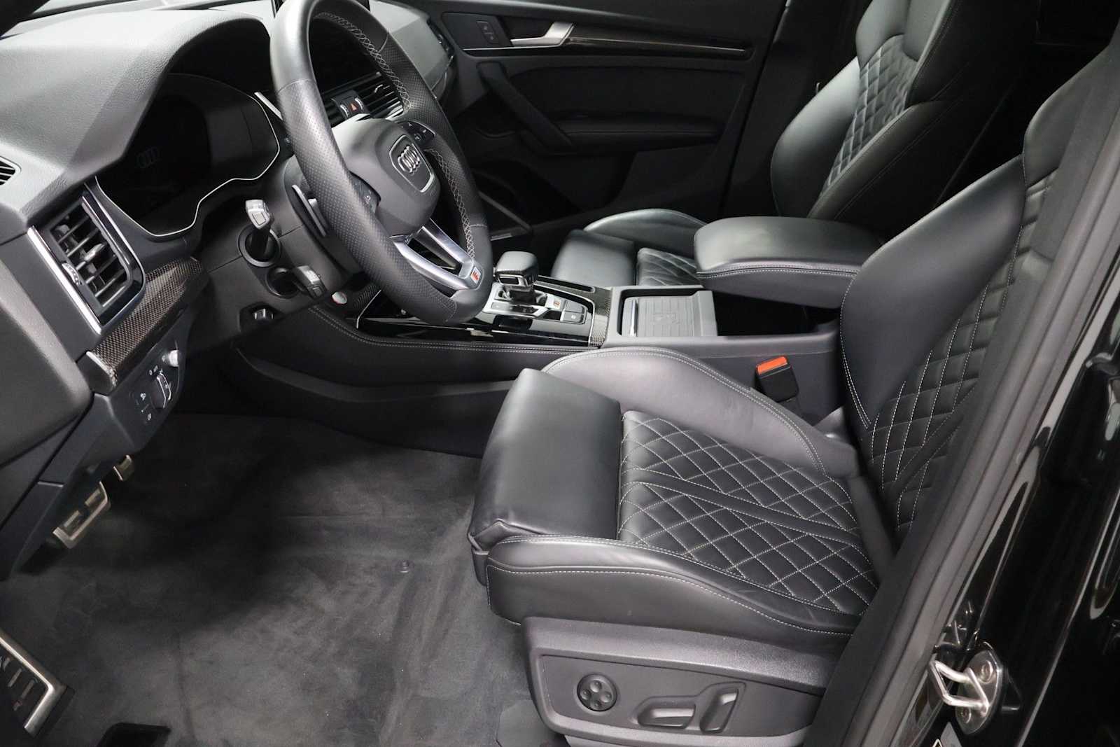 Thumbnail: 2023 Audi SQ5 - 5