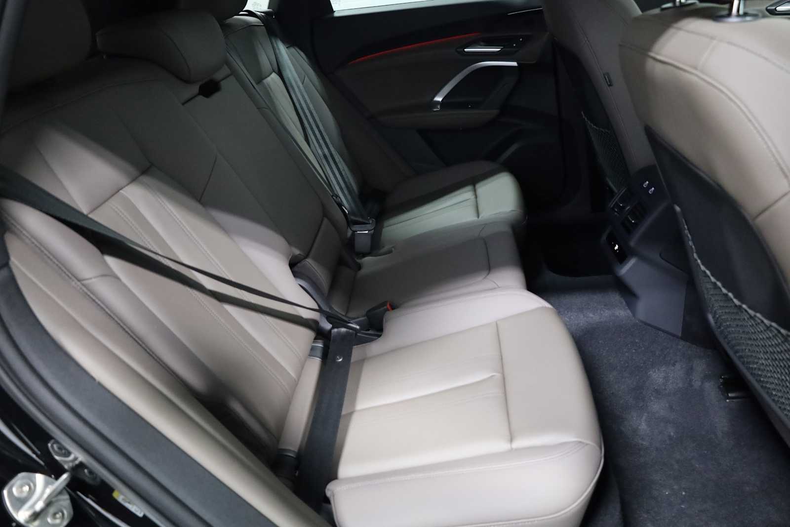 Thumbnail: 2025 Audi Q5 - 34