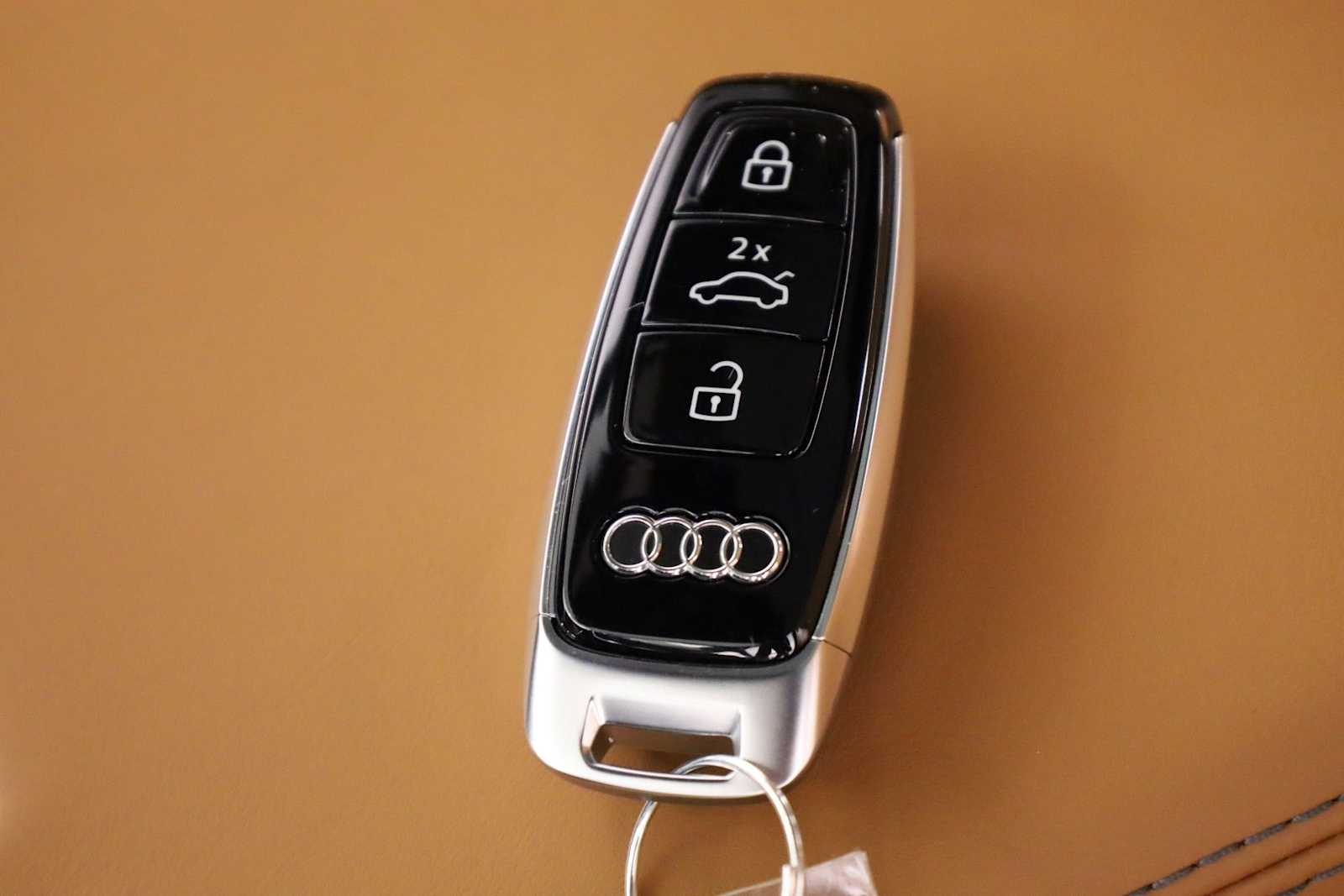 Thumbnail: 2026 Audi RS 6 - 41