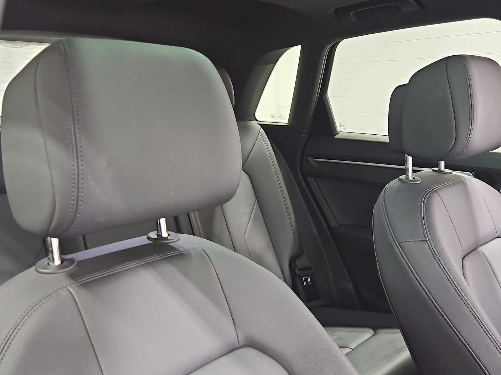 Thumbnail: 2022 Audi Q3 - 21