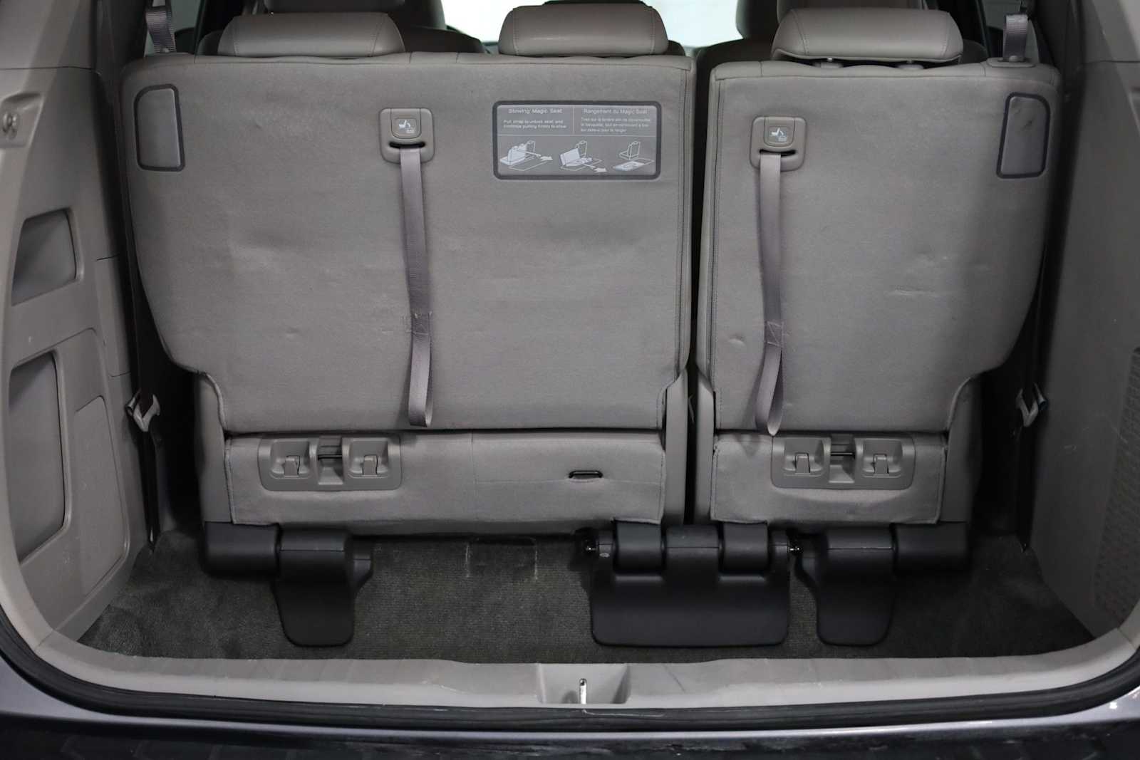 Thumbnail: 2015 Honda Odyssey - 37