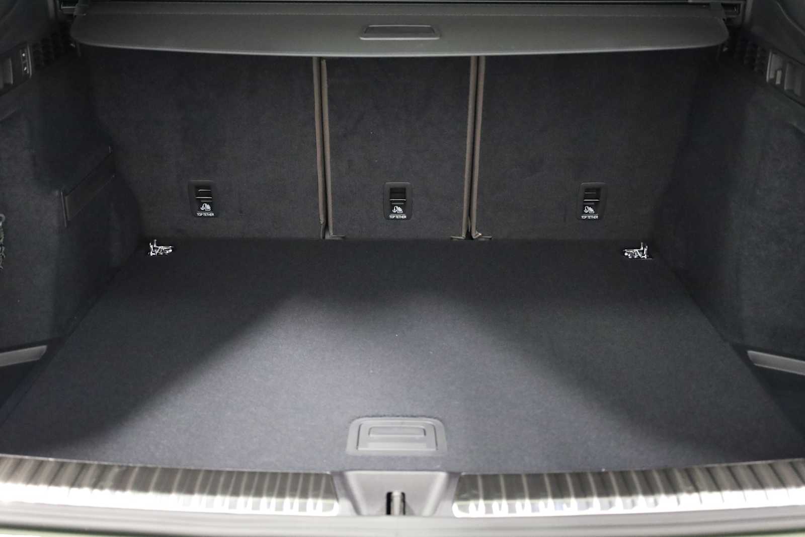 Thumbnail: 2025 Audi Q5 - 38