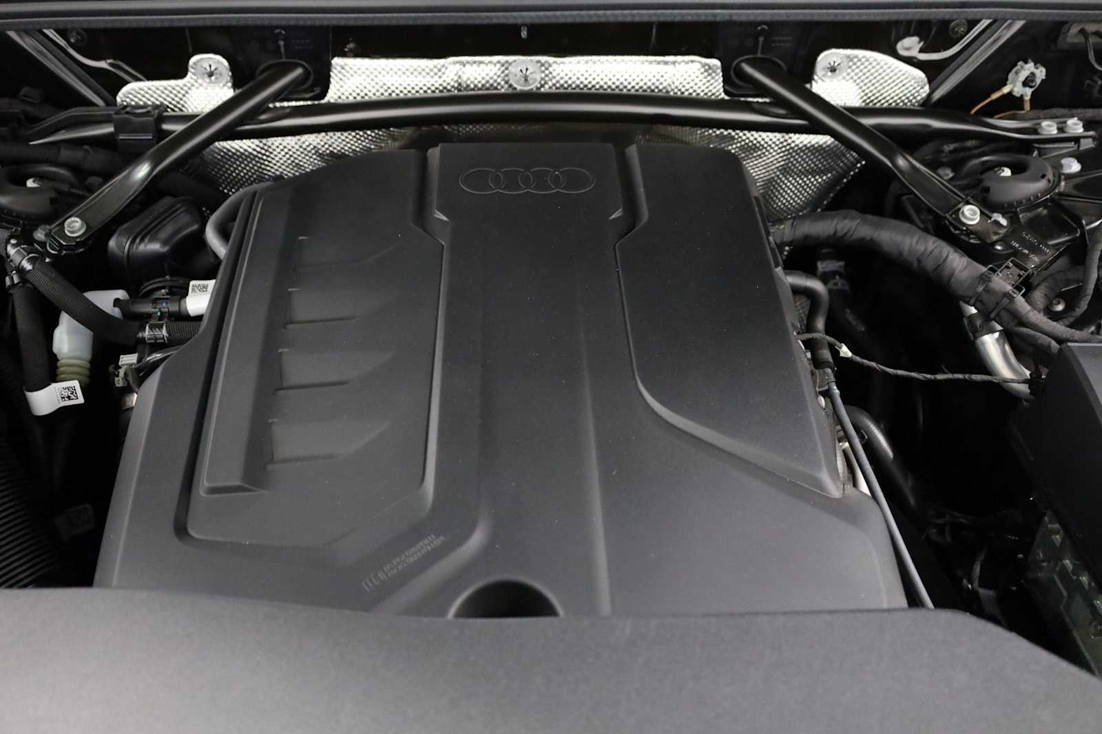 Thumbnail: 2025 Audi Q5 - 41