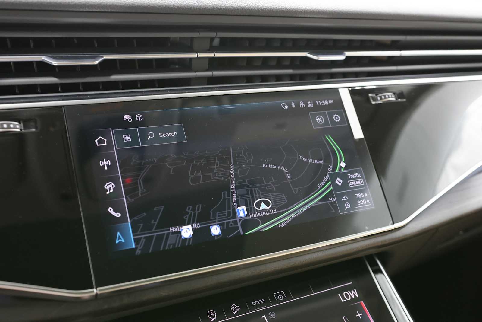 Thumbnail: 2025 Audi Q8 - 31