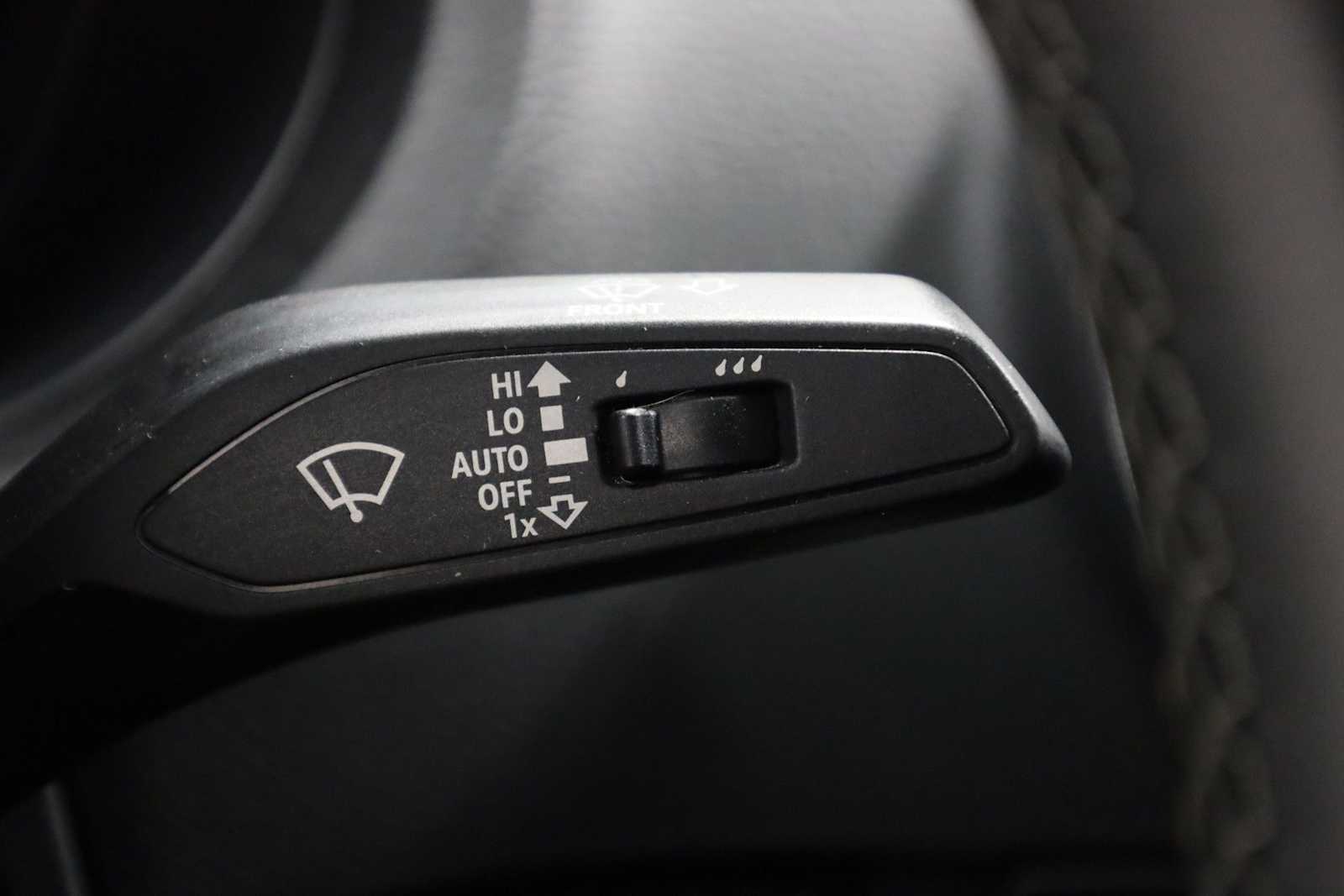 Thumbnail: 2018 Audi RS 3 - 29