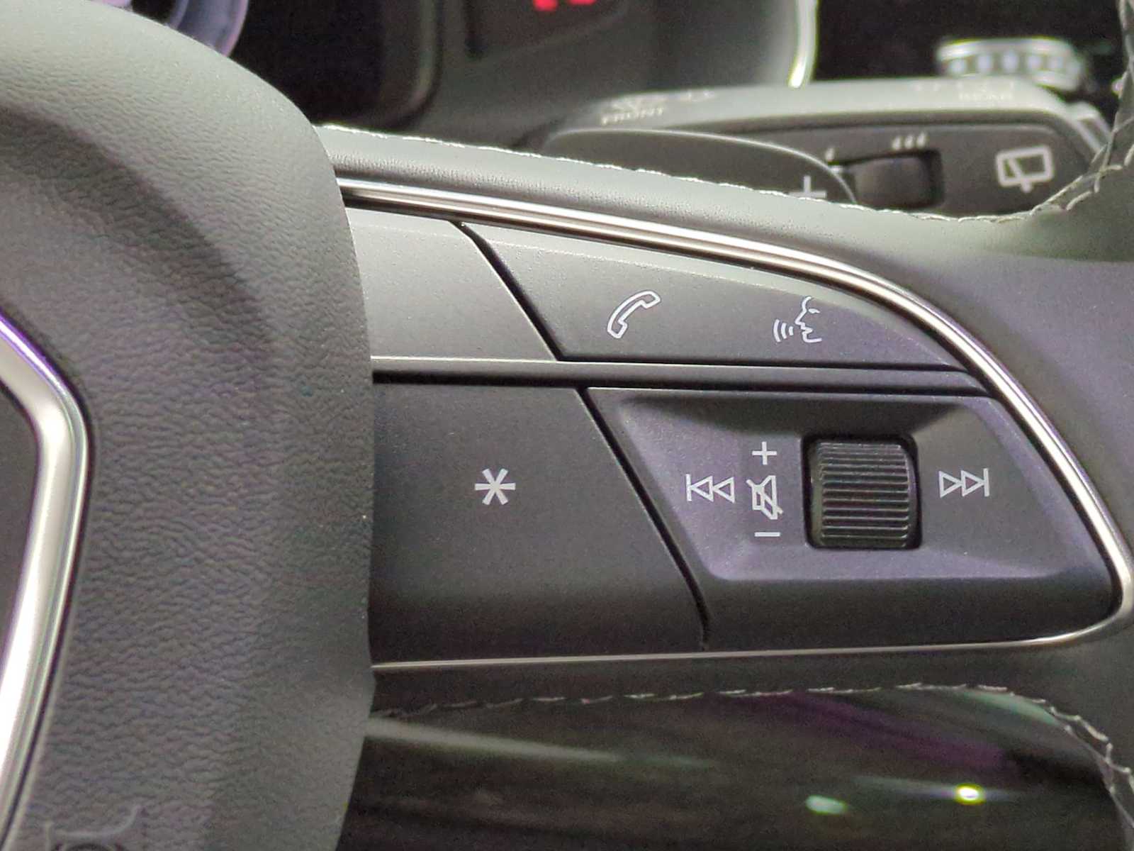 Thumbnail: 2026 Audi Q7 - 26