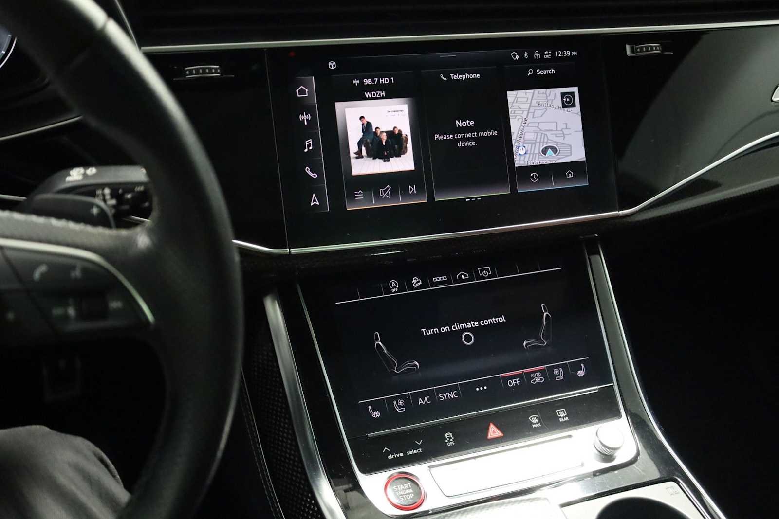 Thumbnail: 2023 Audi SQ8 - 31