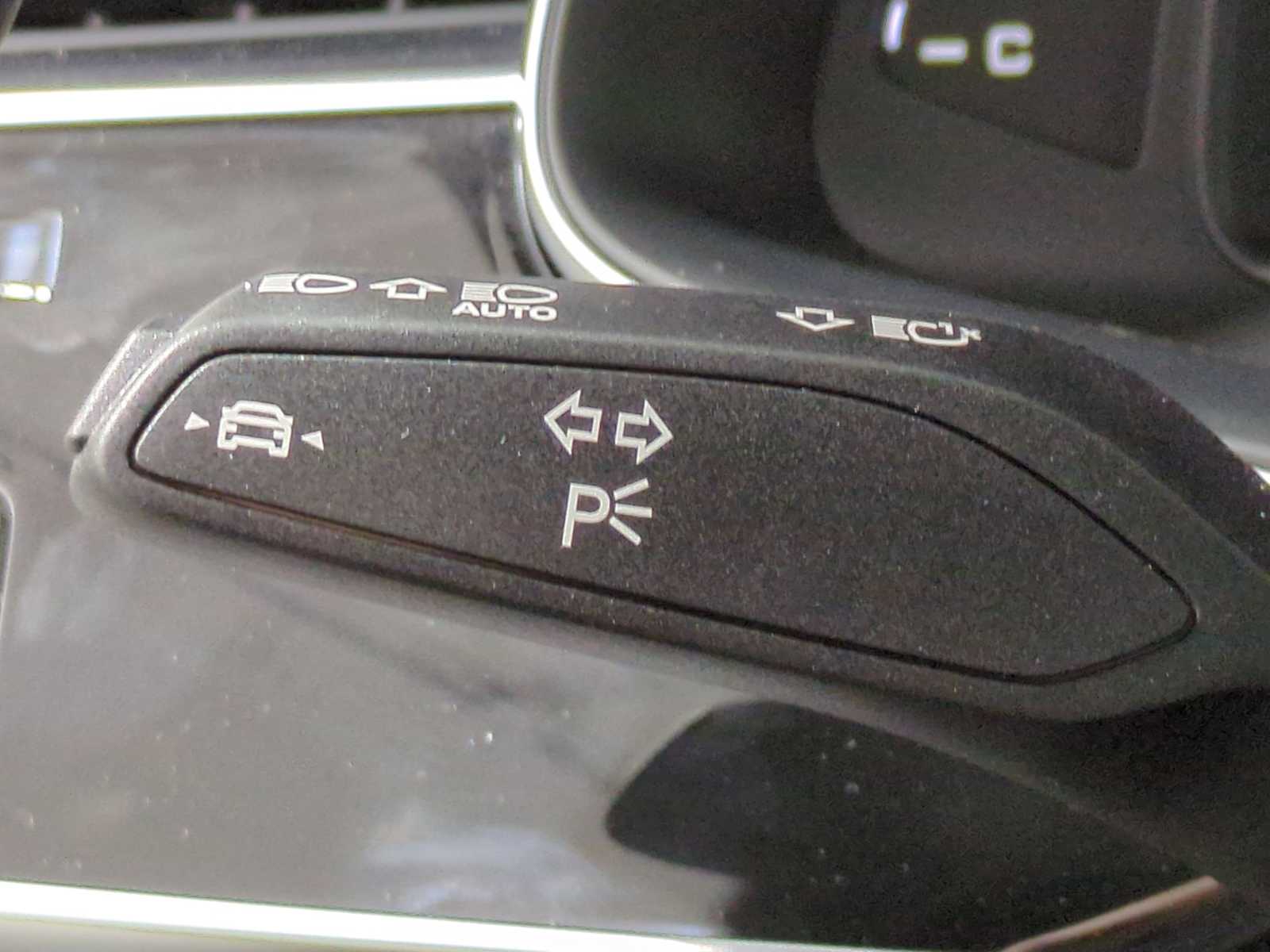 Thumbnail: 2026 Audi Q7 - 29