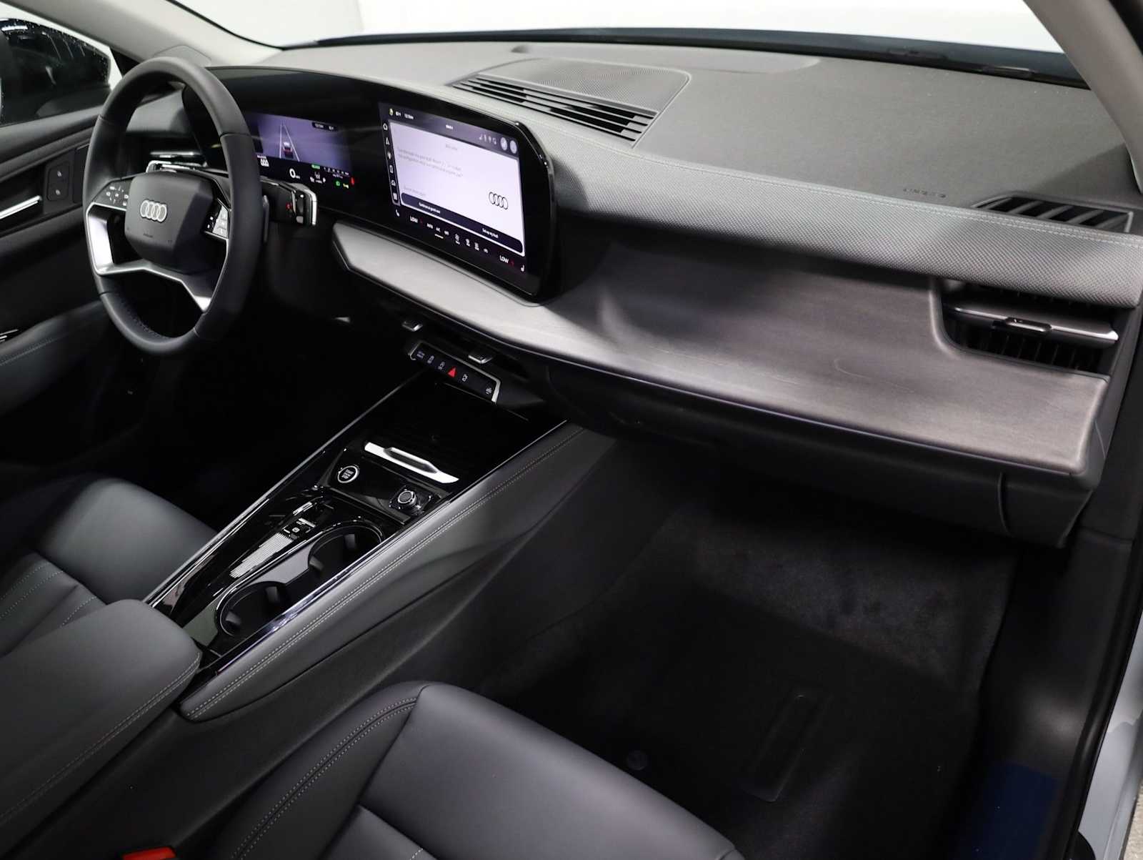 Thumbnail: 2026 Audi Q3 - 6
