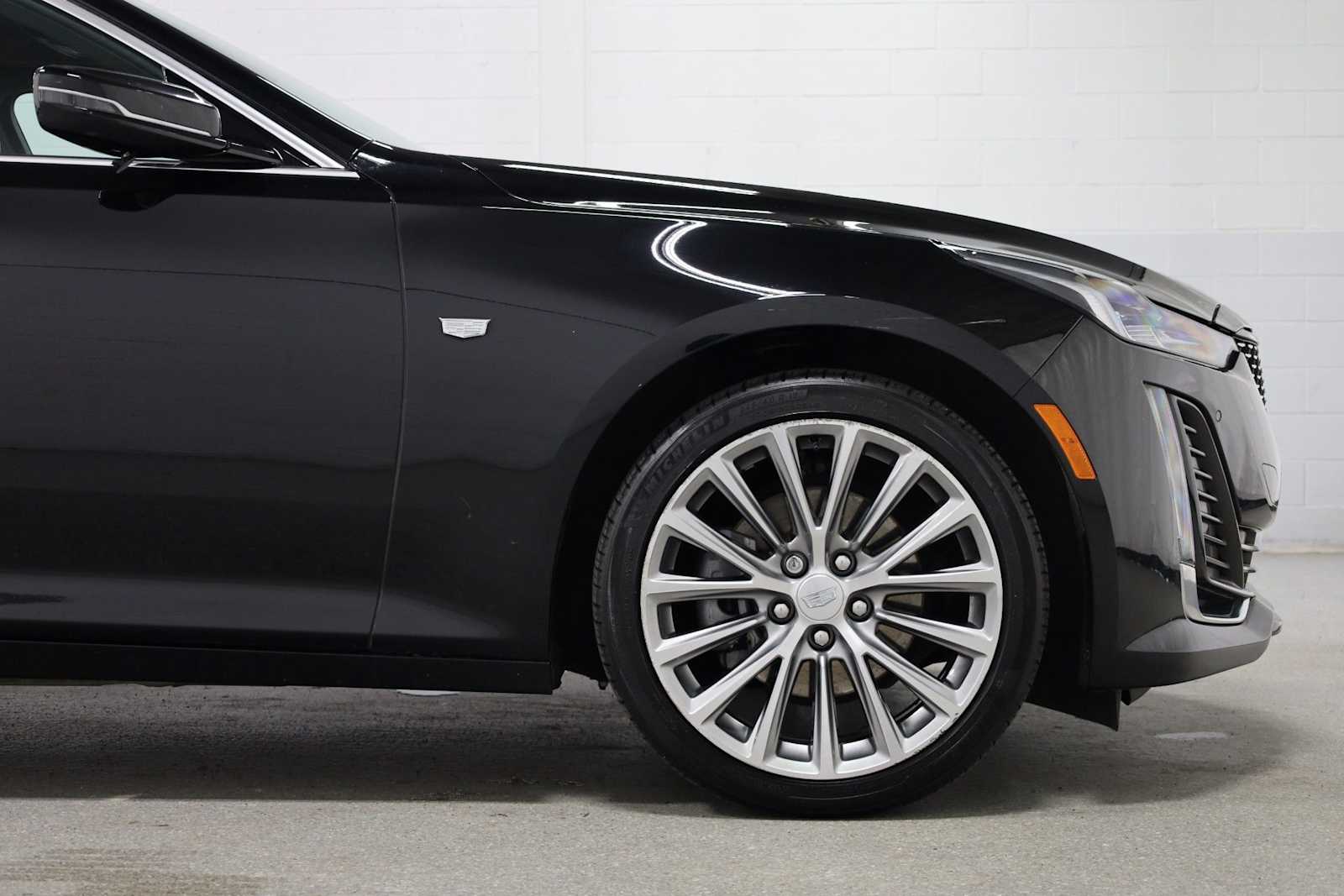Thumbnail: 2023 Cadillac CT5 - 11