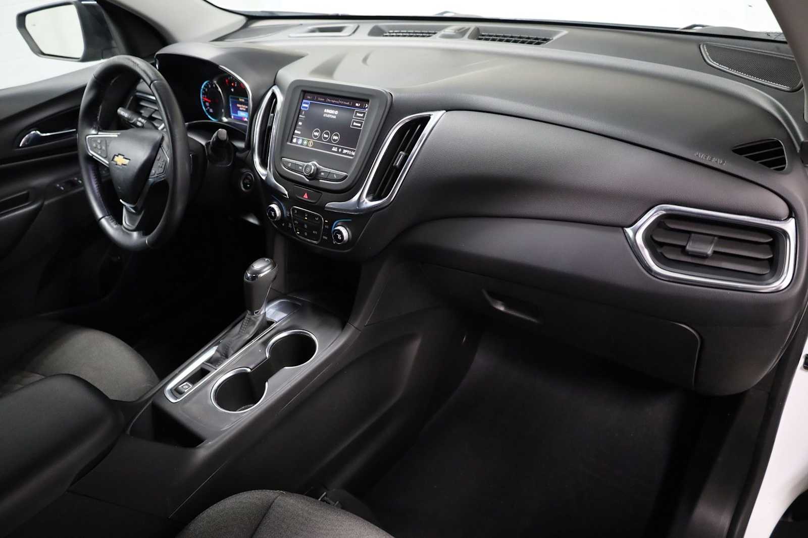 Thumbnail: 2021 Chevrolet Equinox - 6