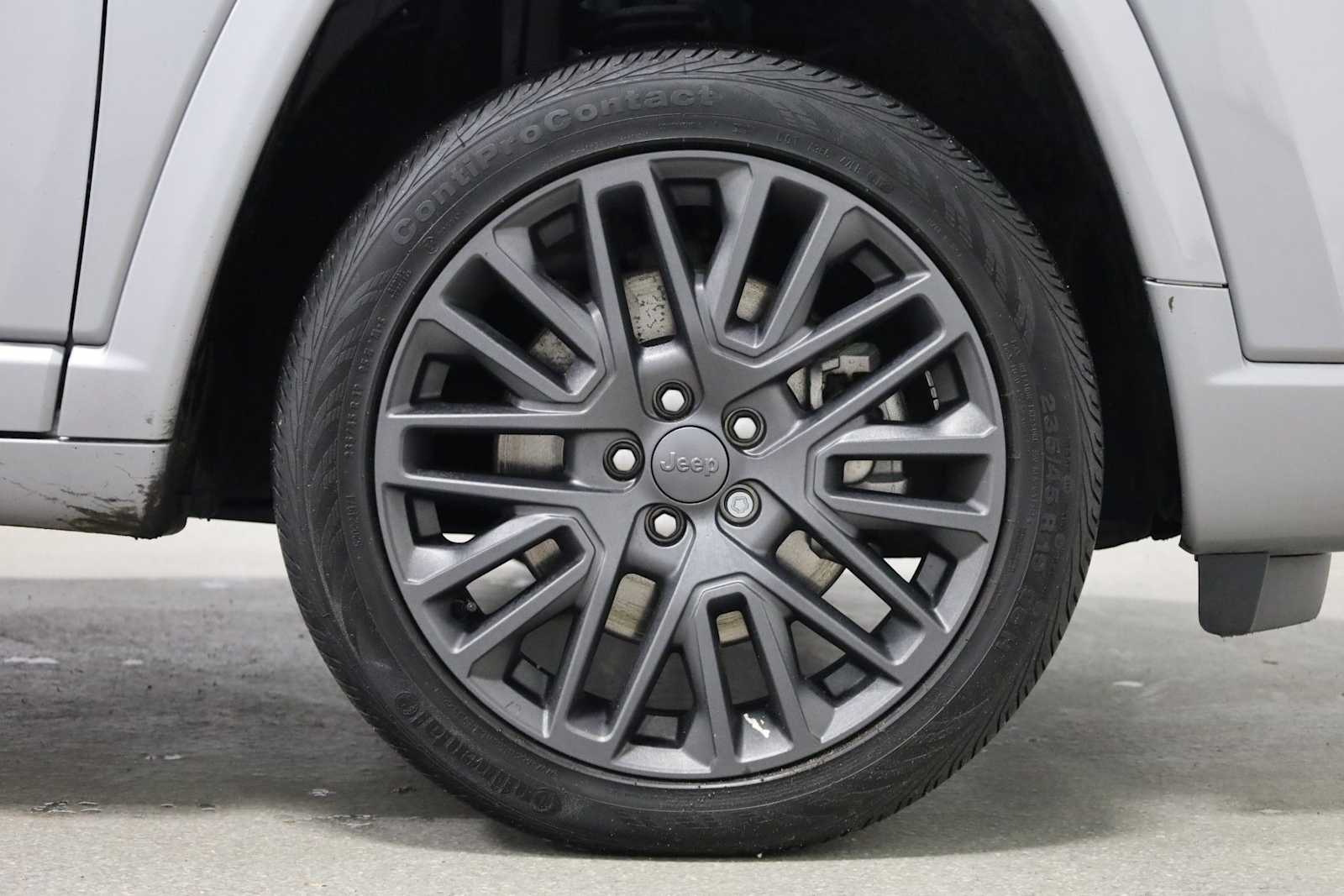 Thumbnail: 2023 Jeep Compass - 12