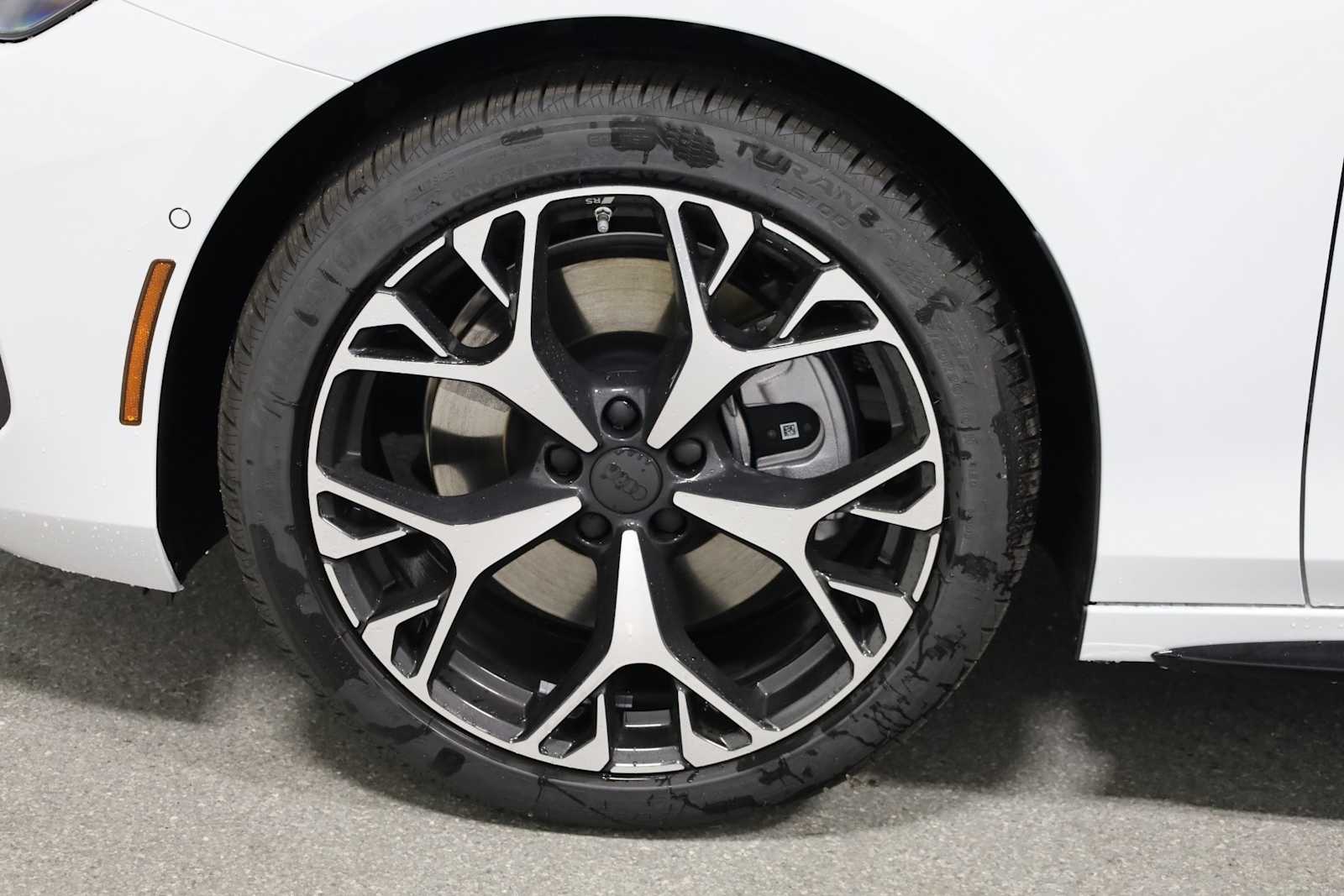 Thumbnail: 2026 Audi A6 - 38