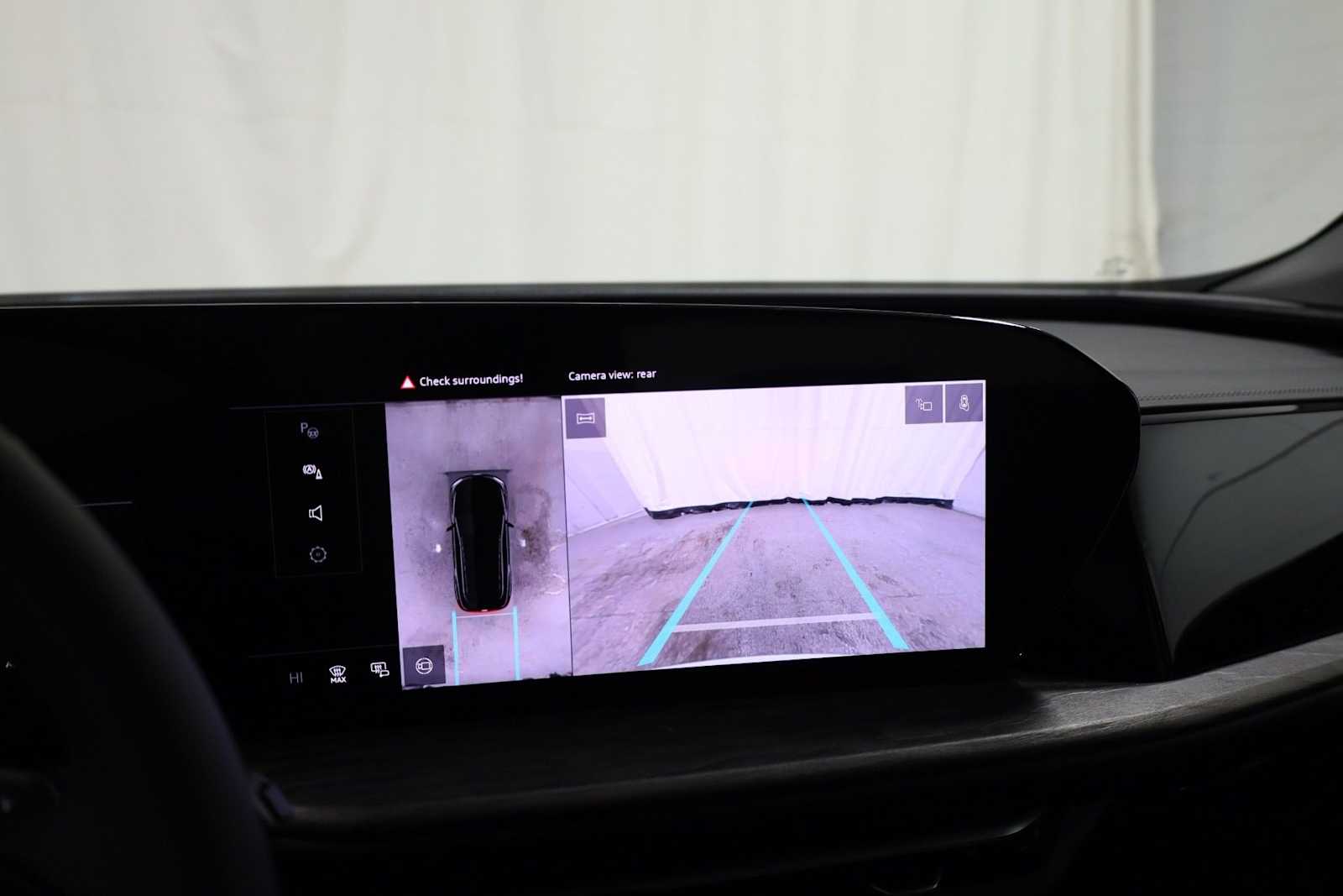 Thumbnail: 2025 Audi Q5 - 31