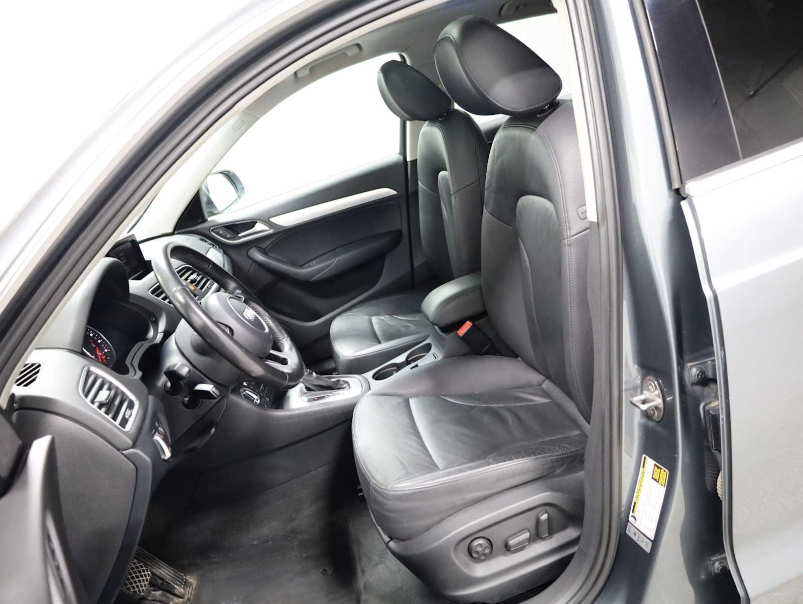 Thumbnail: 2015 Audi Q3 - 5