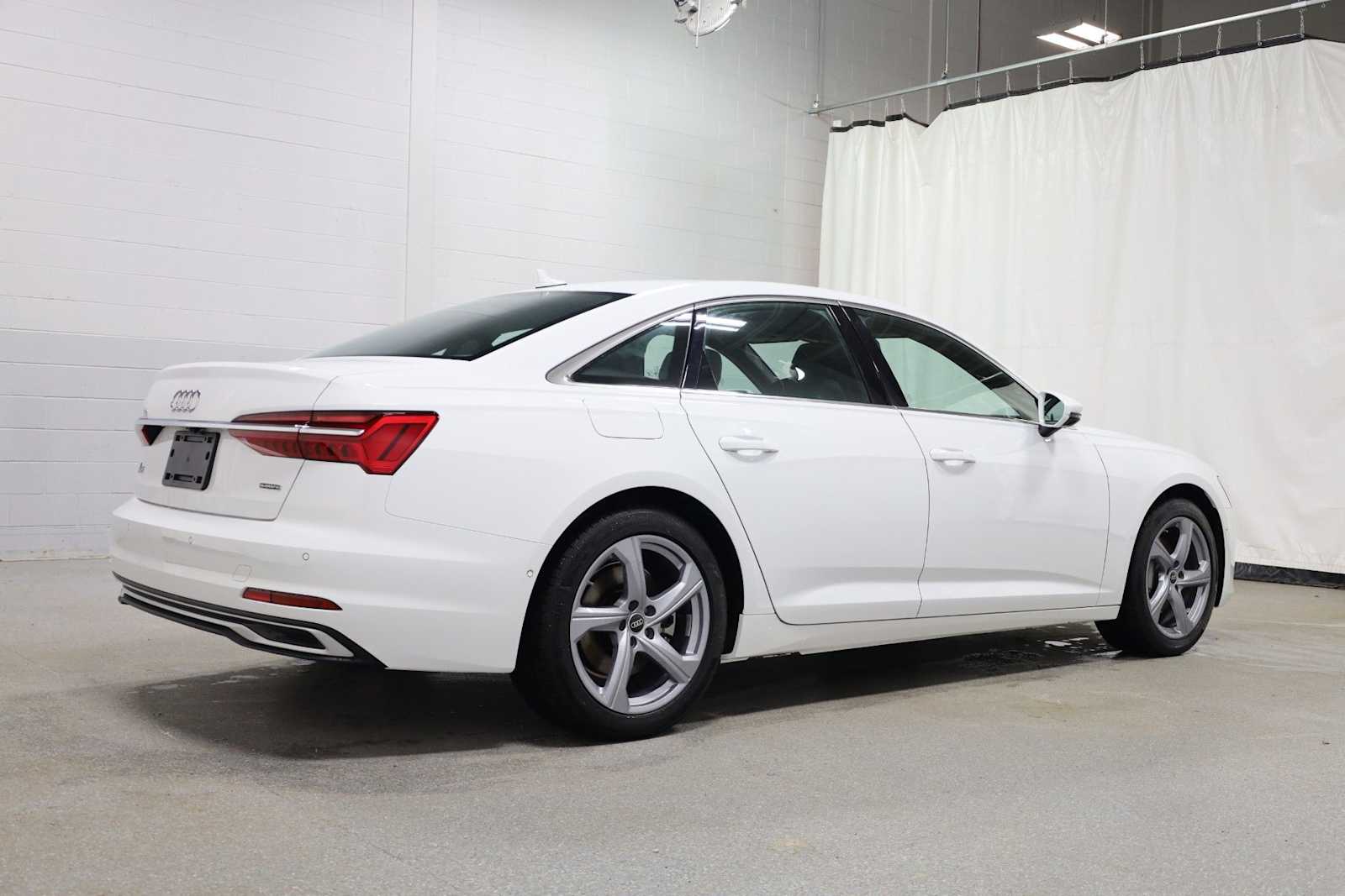 Thumbnail: 2025 Audi A6 - 9