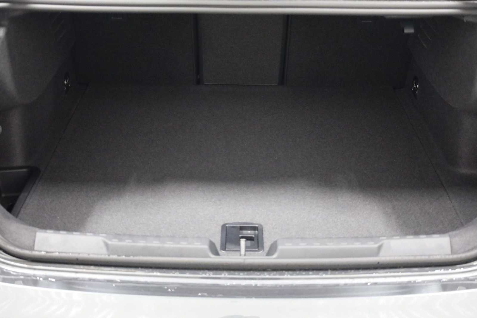 Thumbnail: 2026 Audi RS 3 - 39