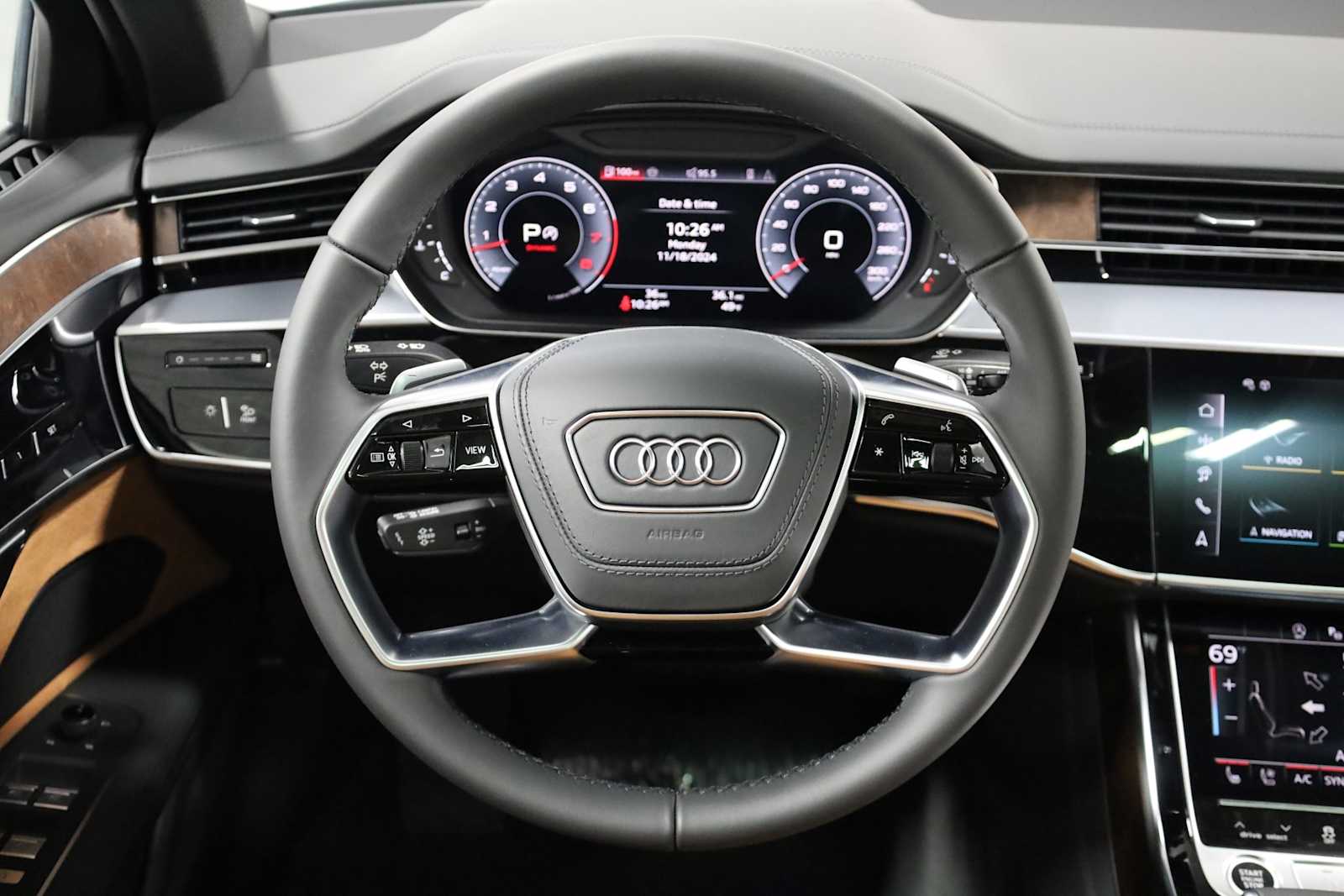 Thumbnail: 2025 Audi A8 - 11