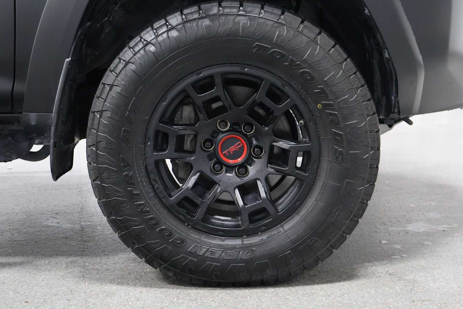 Thumbnail: 2023 Toyota 4Runner - 12