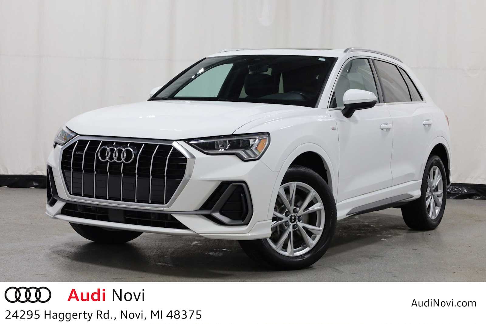 Thumbnail: 2023 Audi Q3 - 1