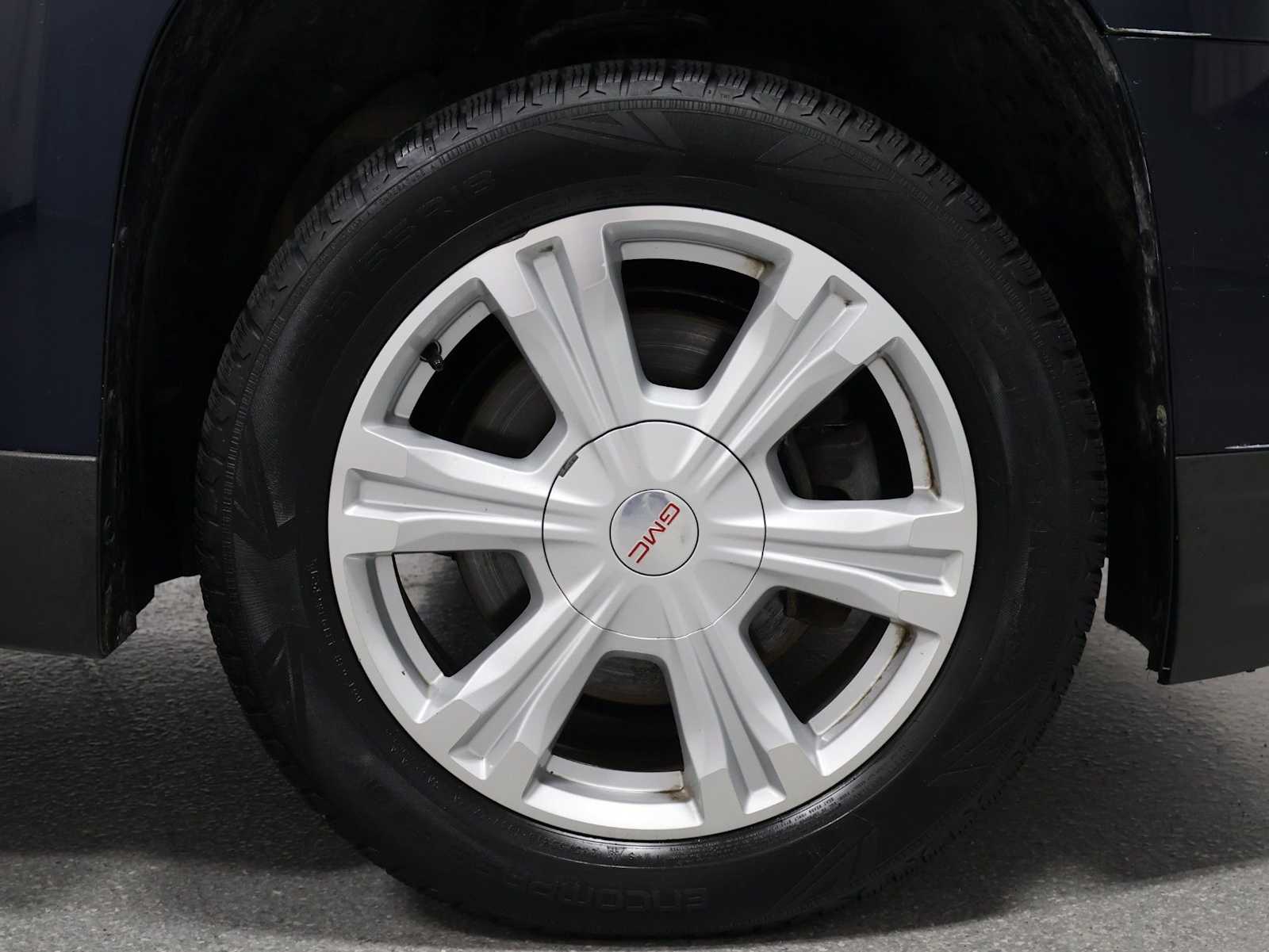 Thumbnail: 2016 GMC Terrain - 12