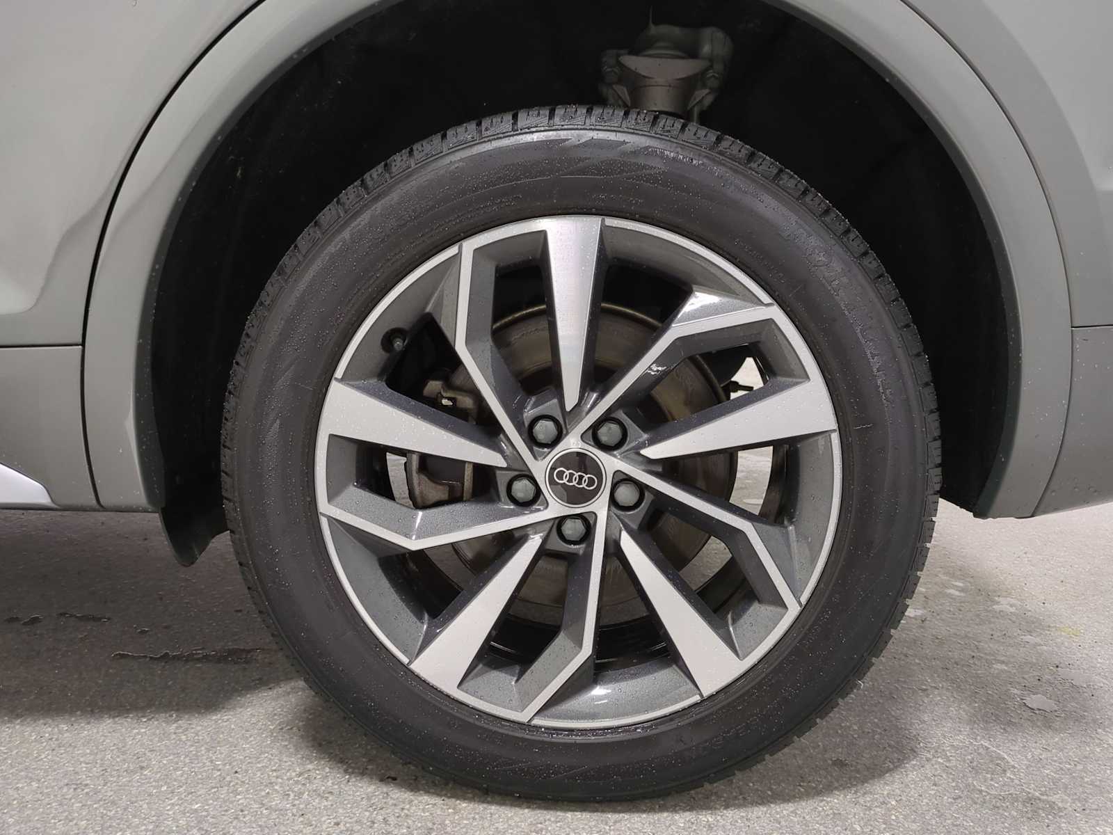 Thumbnail: 2023 Audi Q5 - 35