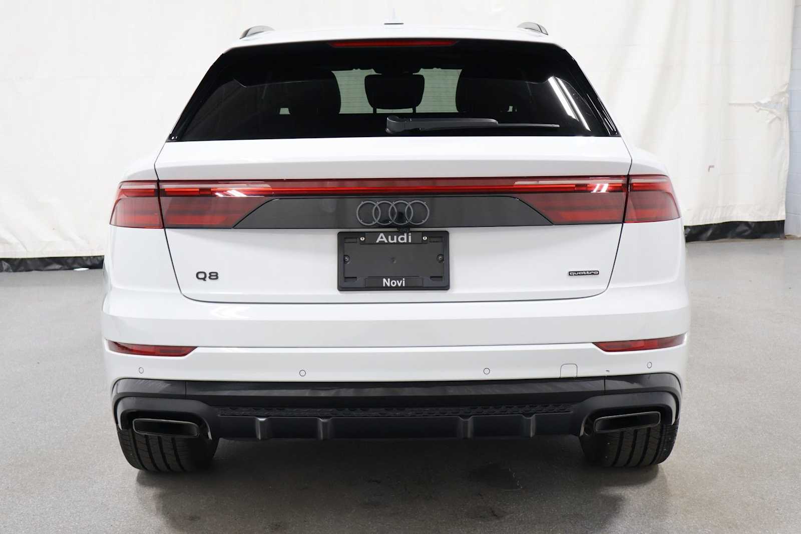 Thumbnail: 2025 Audi Q8 - 7