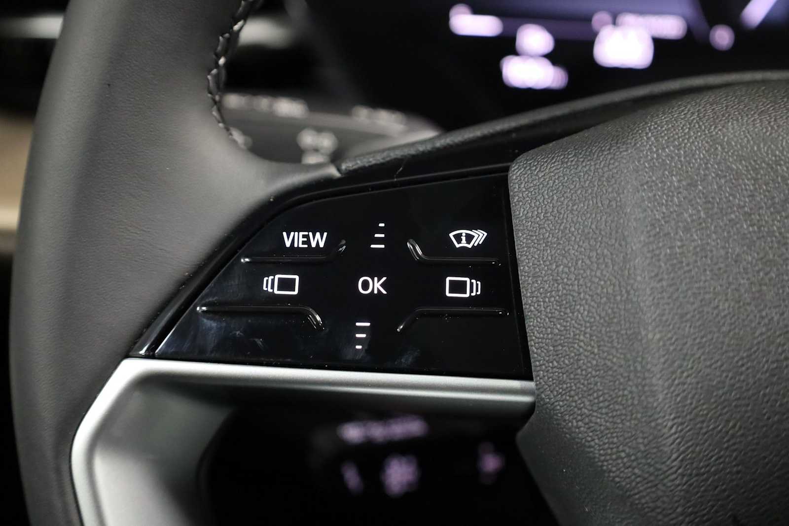 Thumbnail: 2025 Audi Q5 - 25