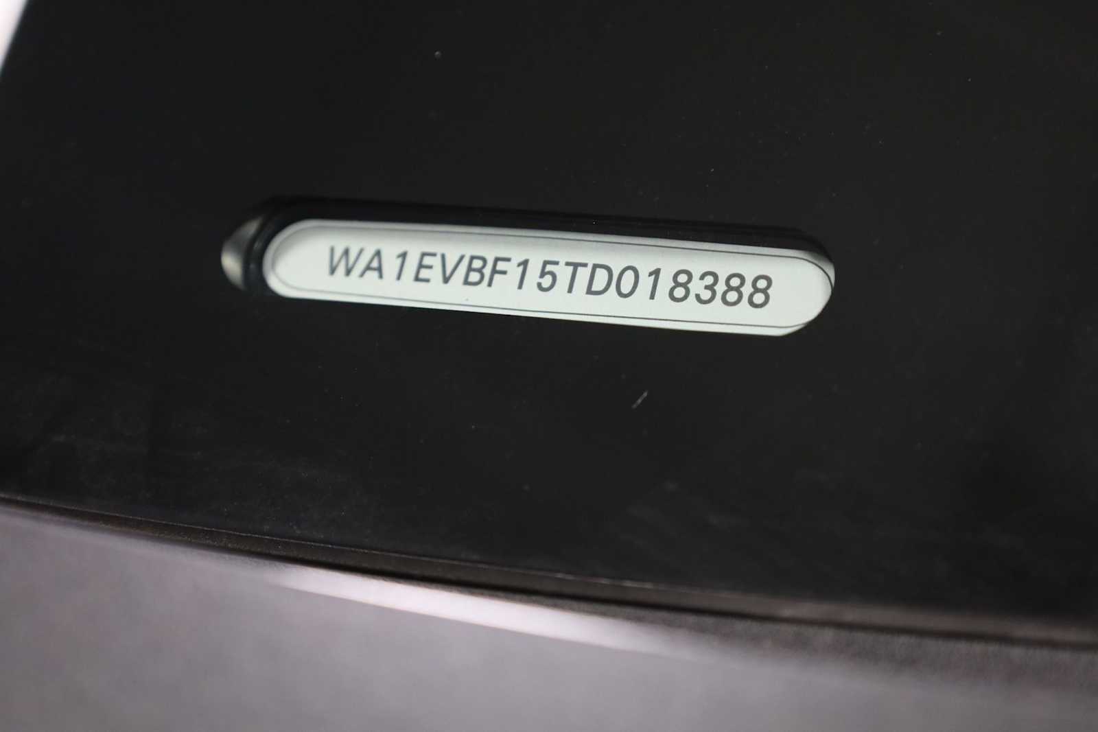 Thumbnail: 2026 Audi Q8 - 41