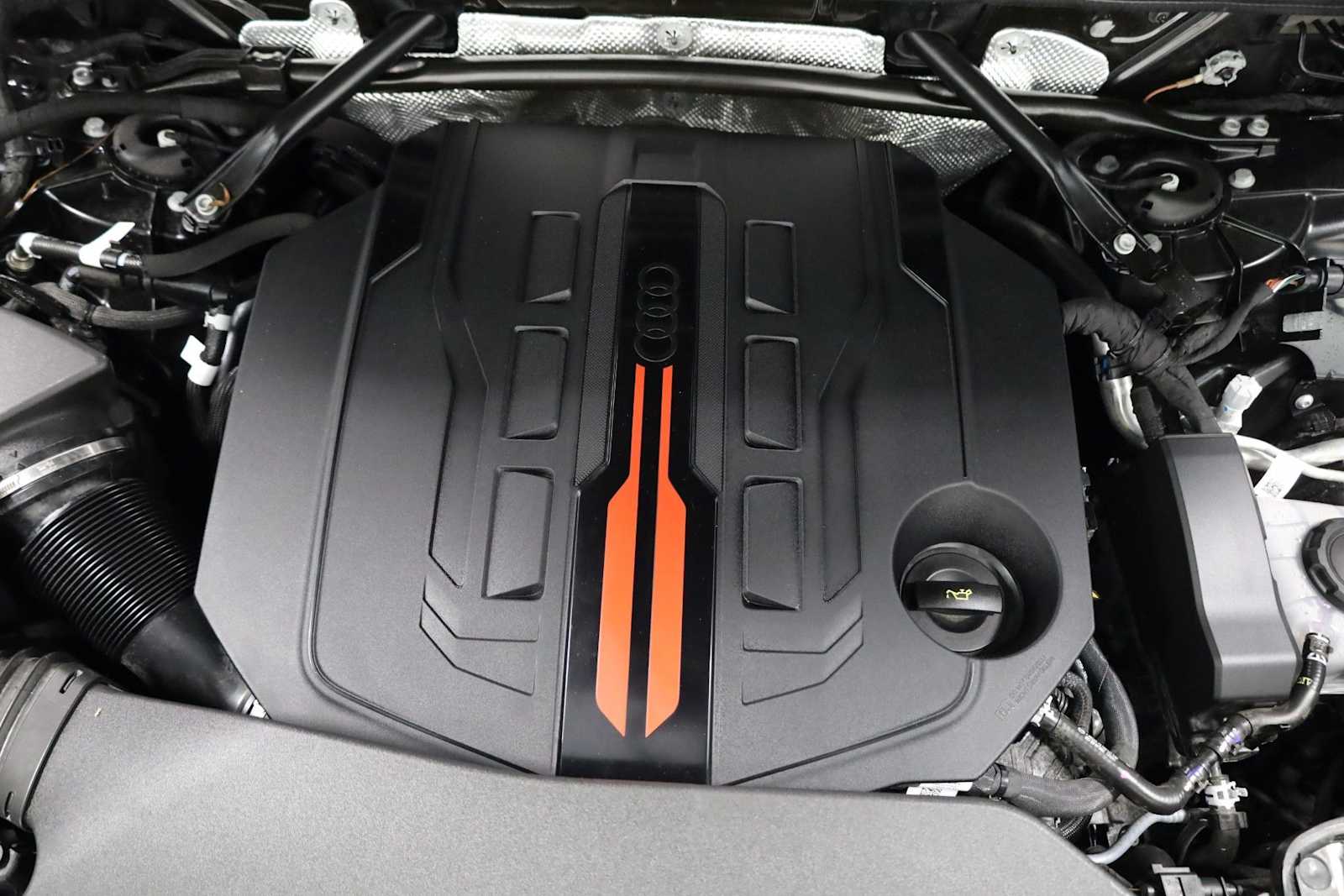 Thumbnail: 2025 Audi SQ5 - 39