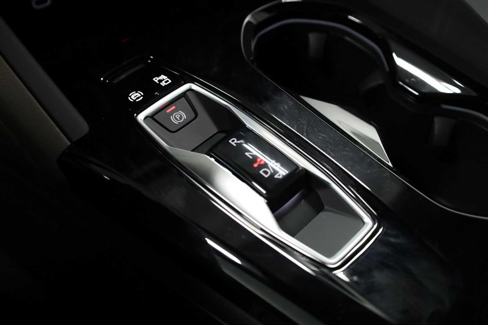 Thumbnail: 2025 Audi Q5 - 27