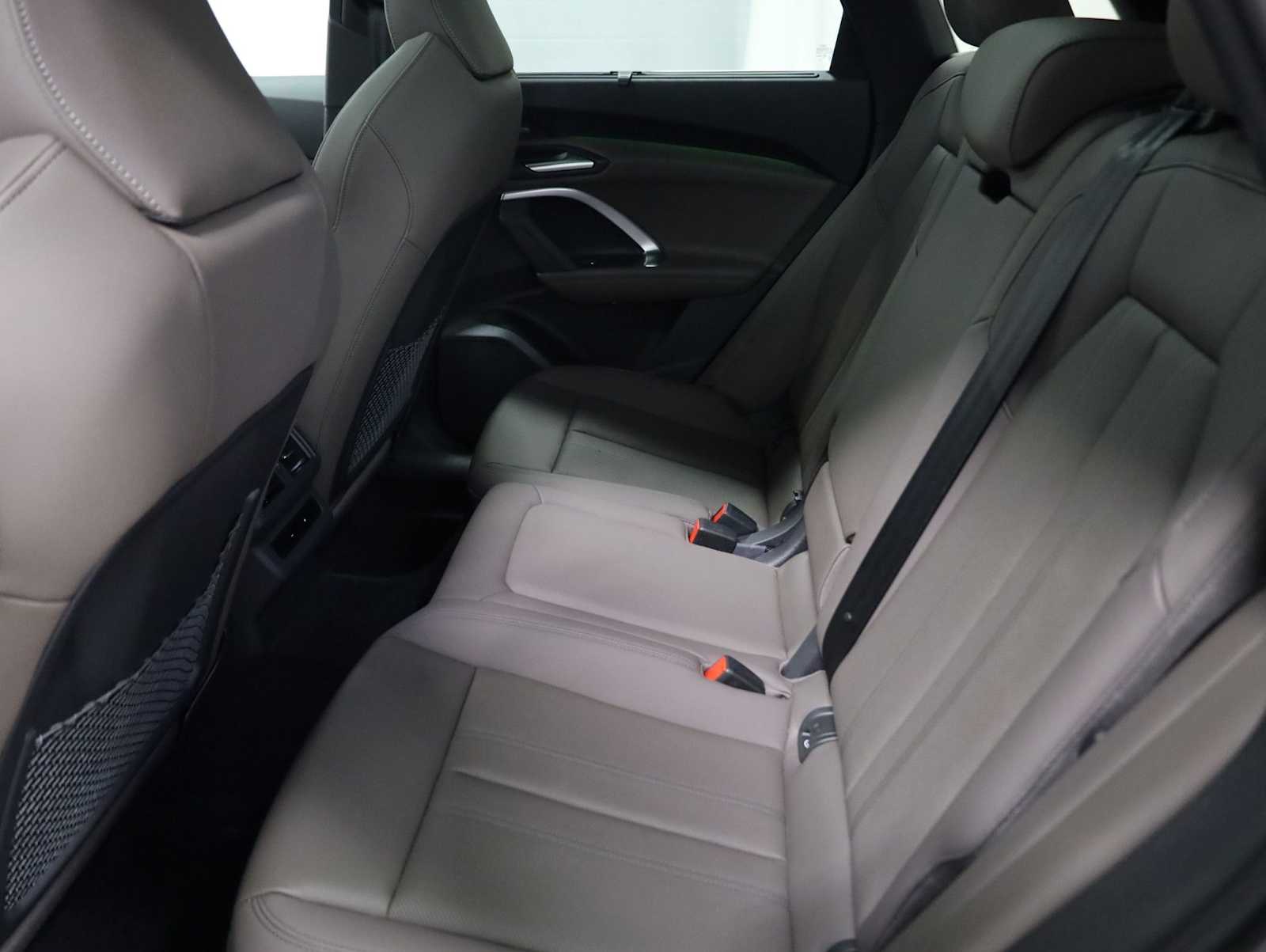 Thumbnail: 2025 Audi Q5 - 34
