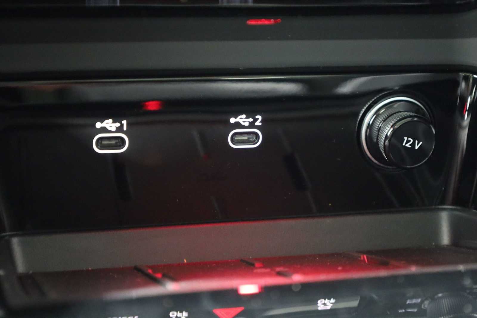 Thumbnail: 2025 Audi Q5 - 33