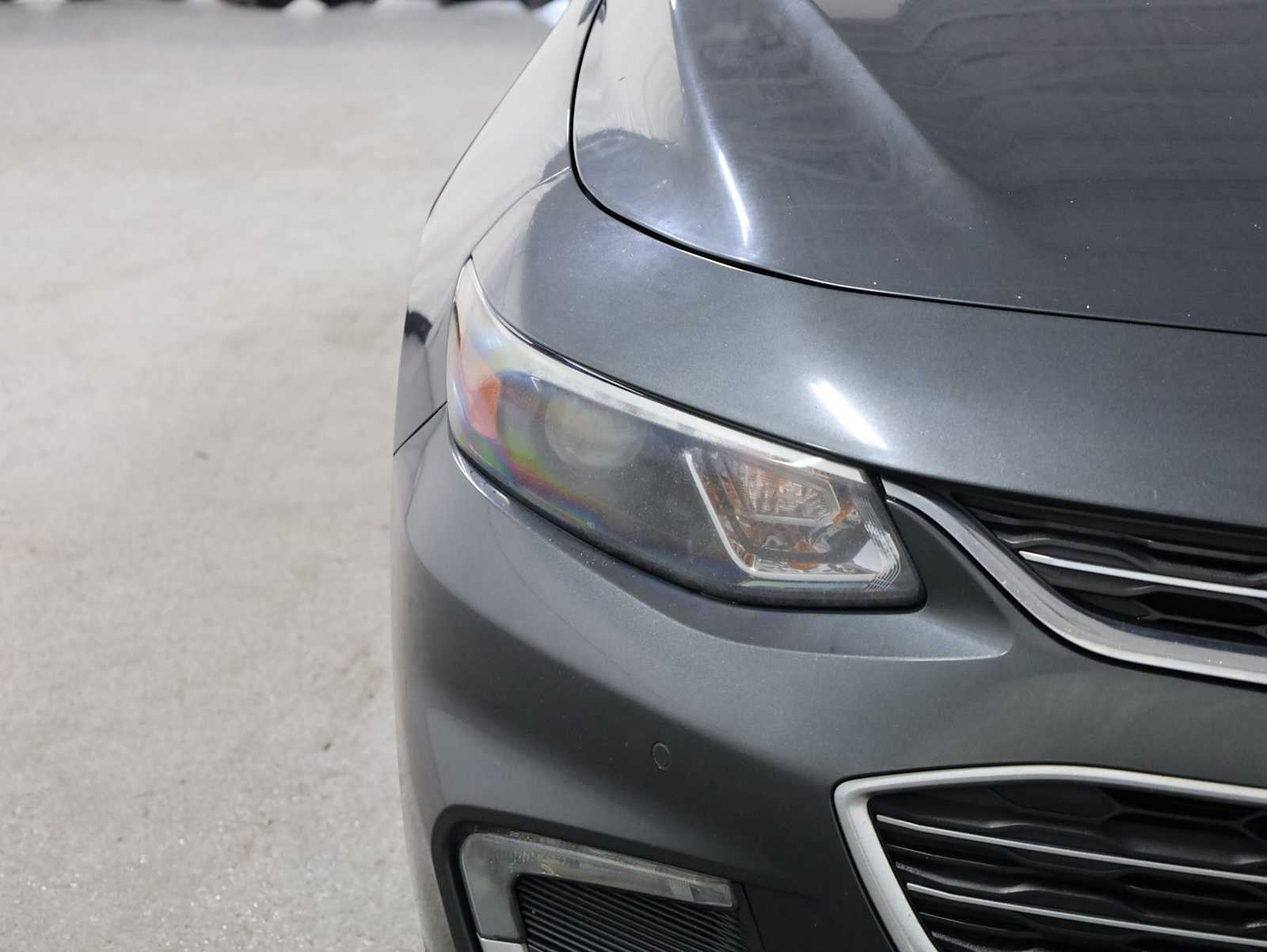 Thumbnail: 2017 Chevrolet Malibu - 15