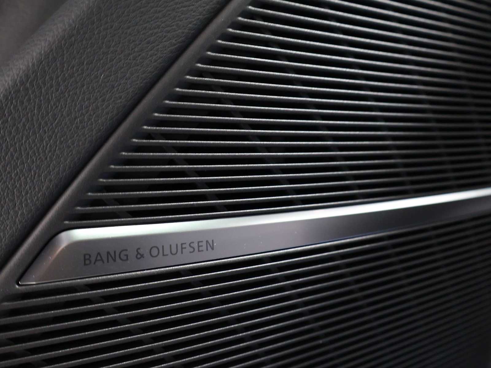 Thumbnail: 2026 Audi Q7 - 17